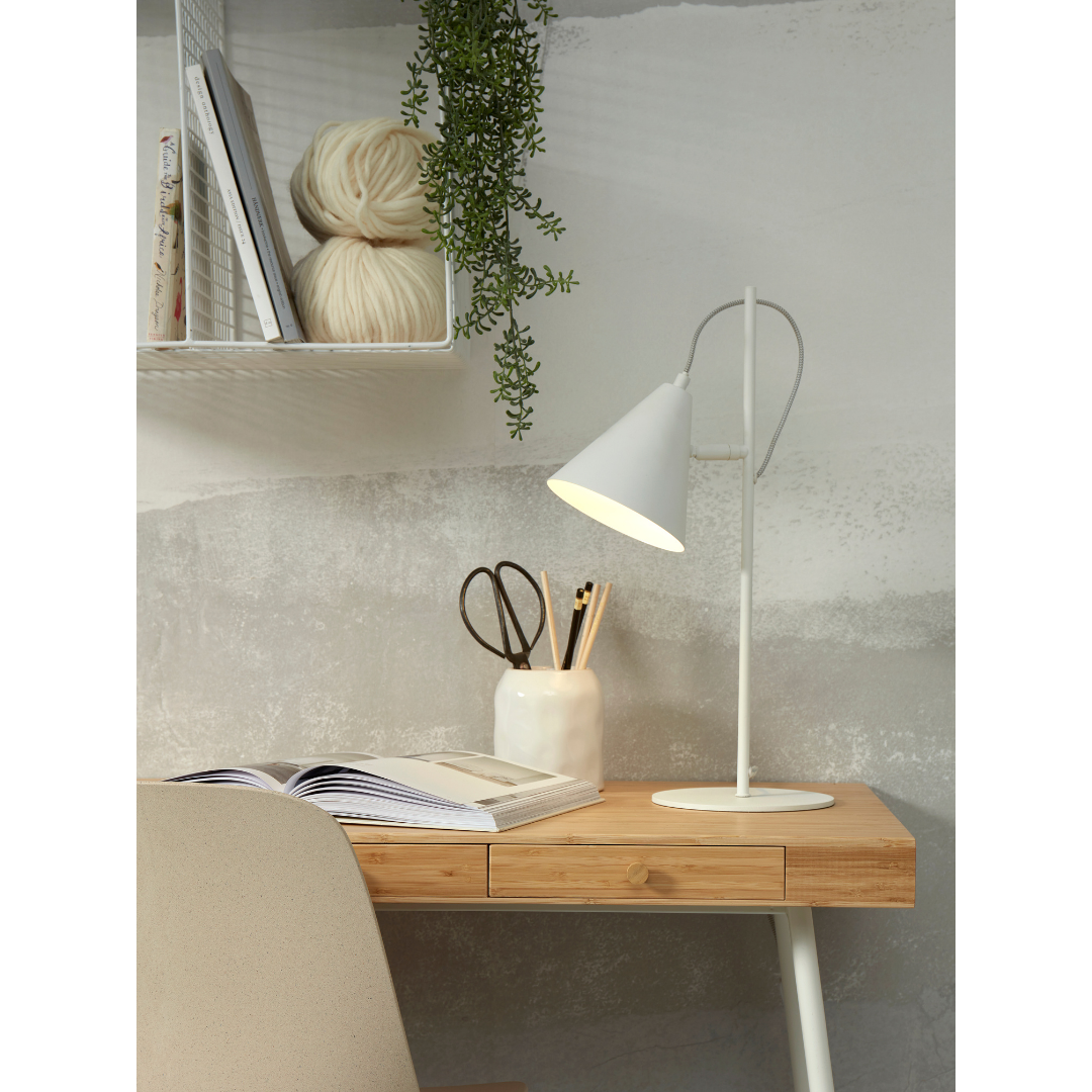 Tischlampe Lisbon spitzer Schirm