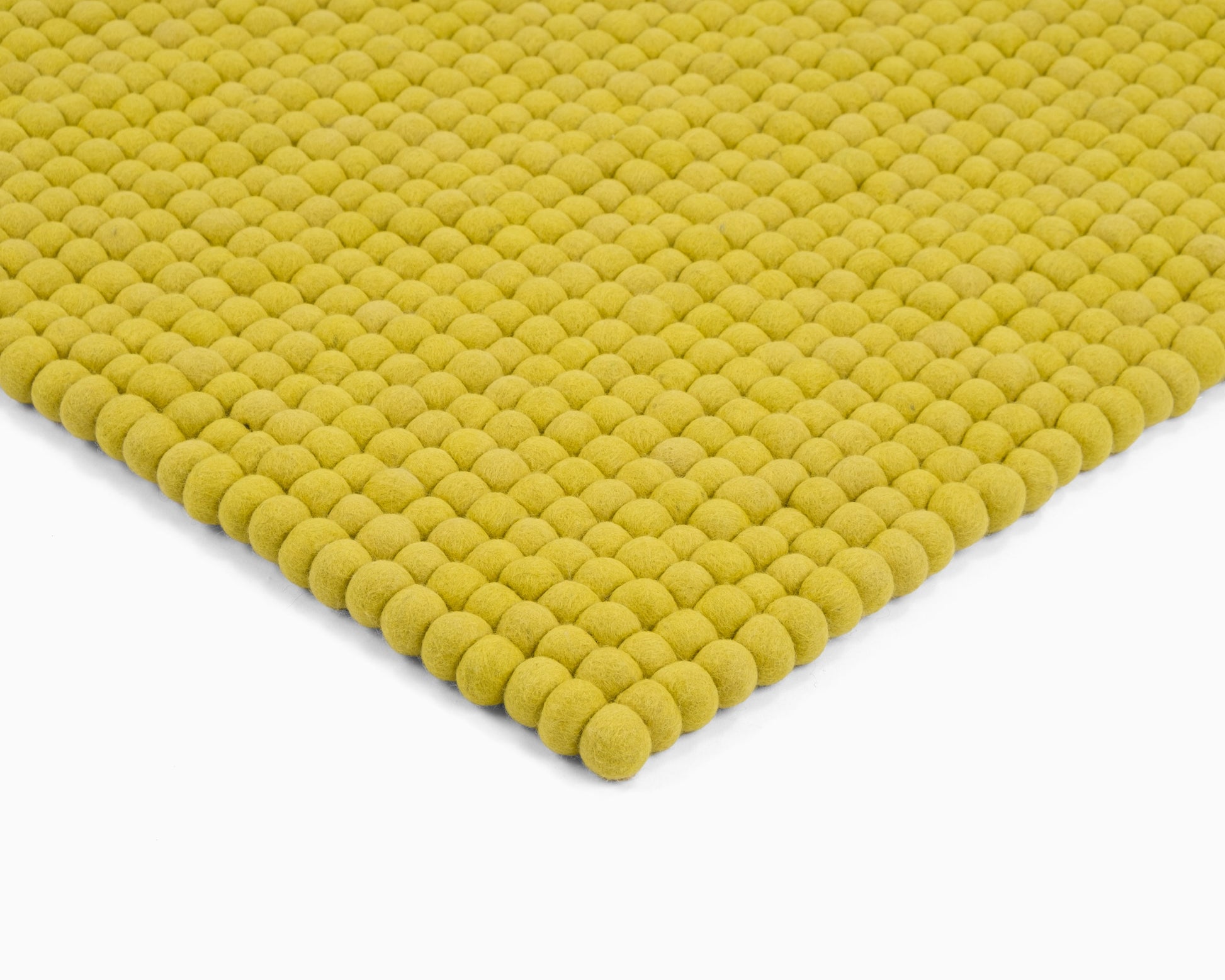 myfelt Horst Filzkugelteppich aus Schurwolle – Bild 8