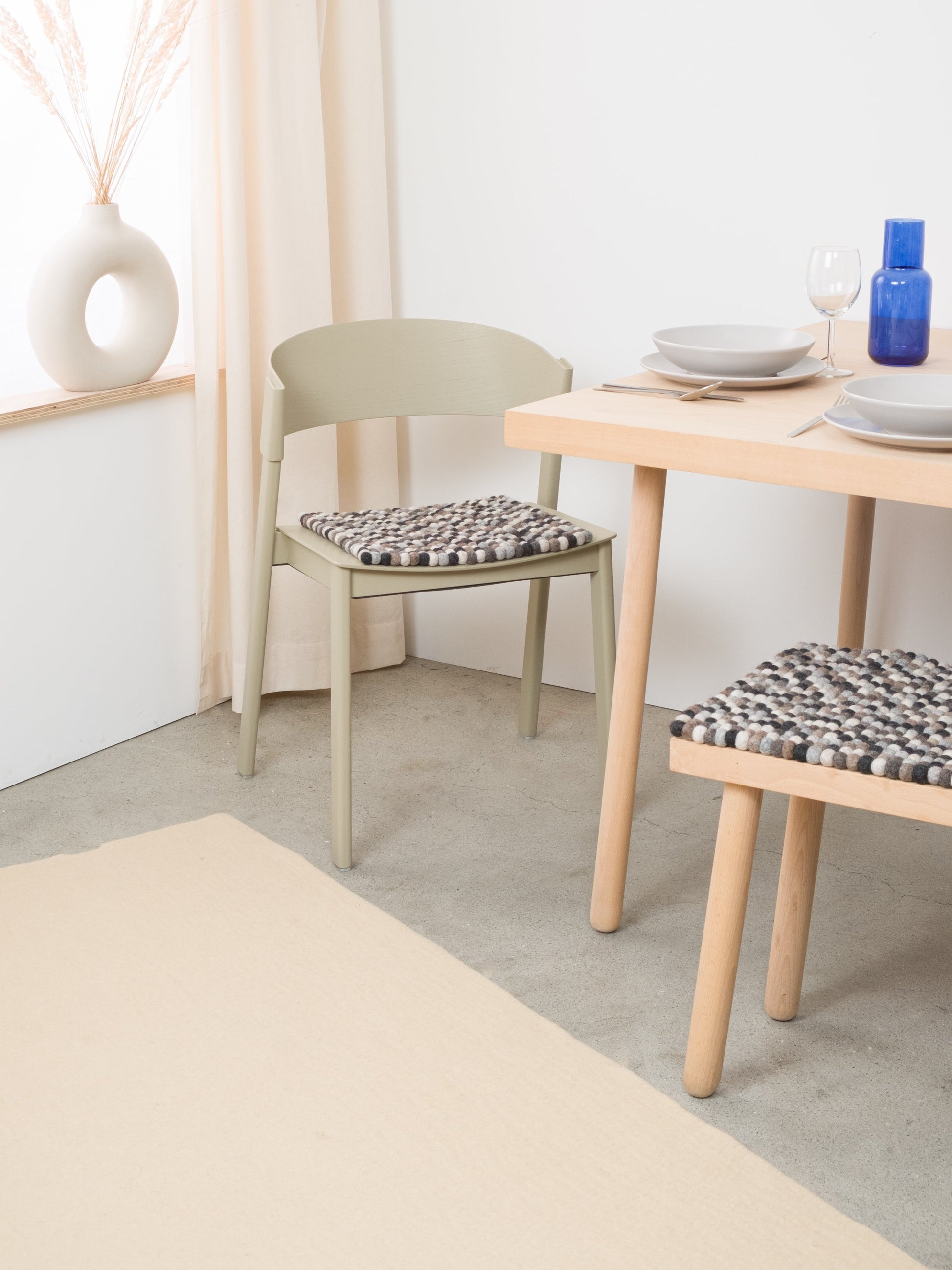 myfelt Néla Sitzkissen aus Schurwolle – Bild 6