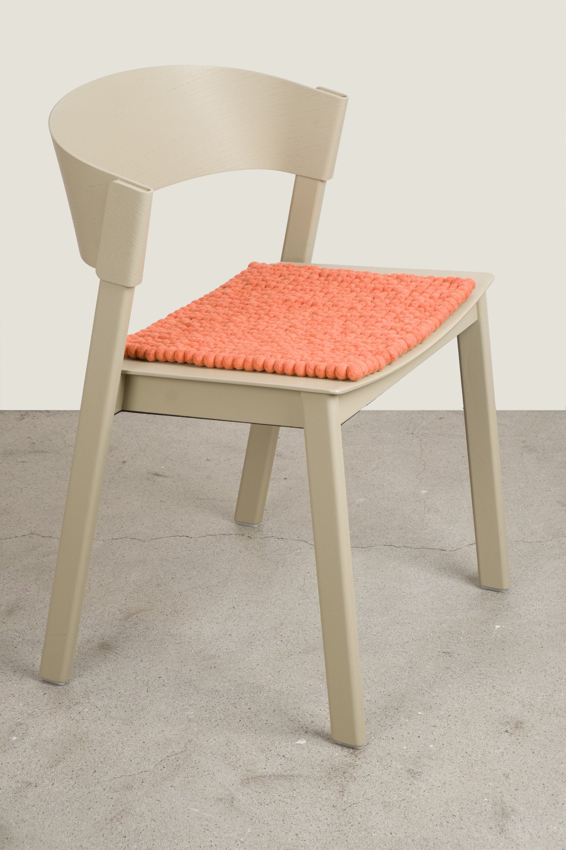 myfelt Lea Sitzkissen aus Schurwolle – Bild 2