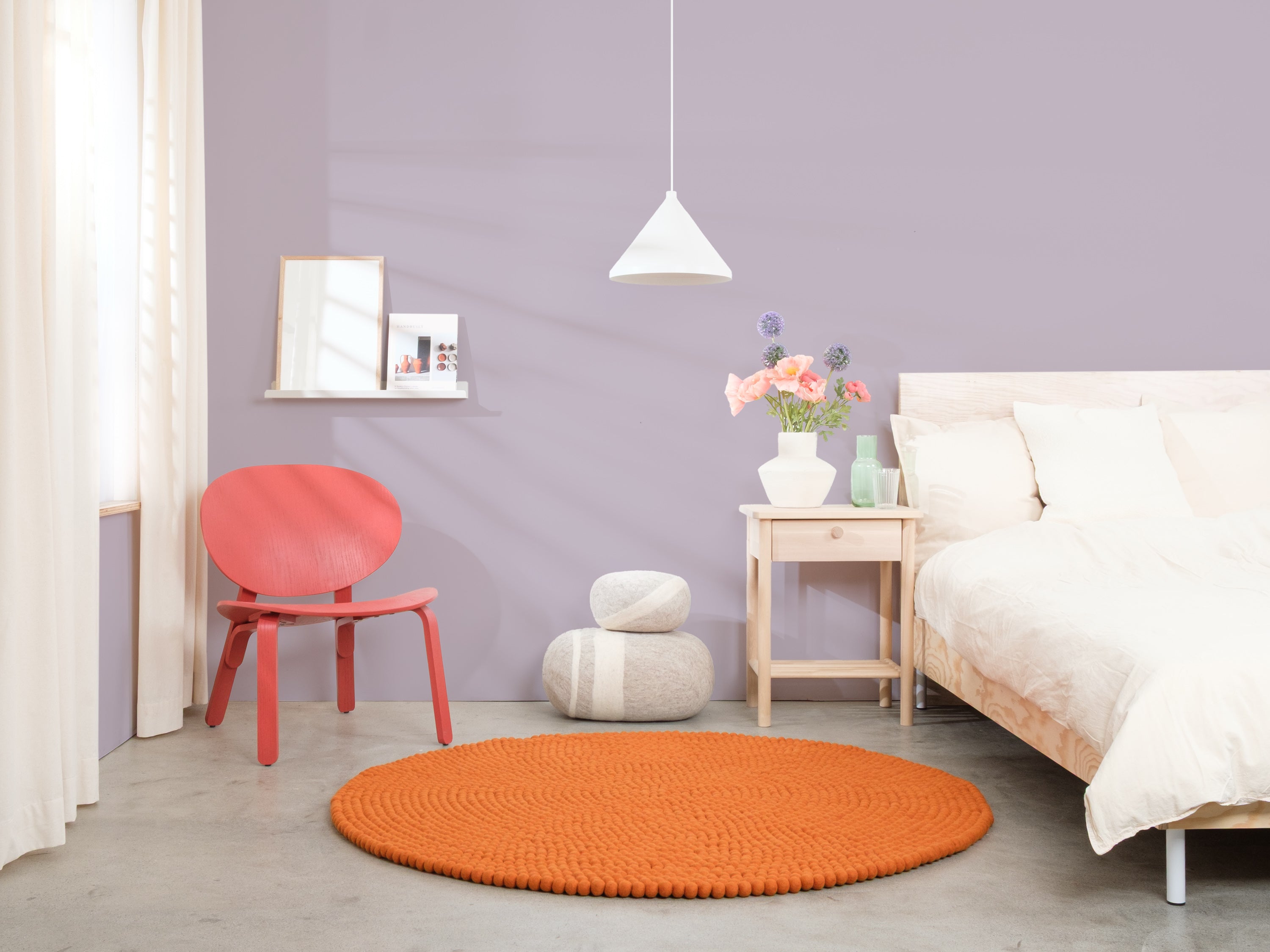 myfelt Afra Filzkugelteppich Orange aus Schurwolle – Bild 4