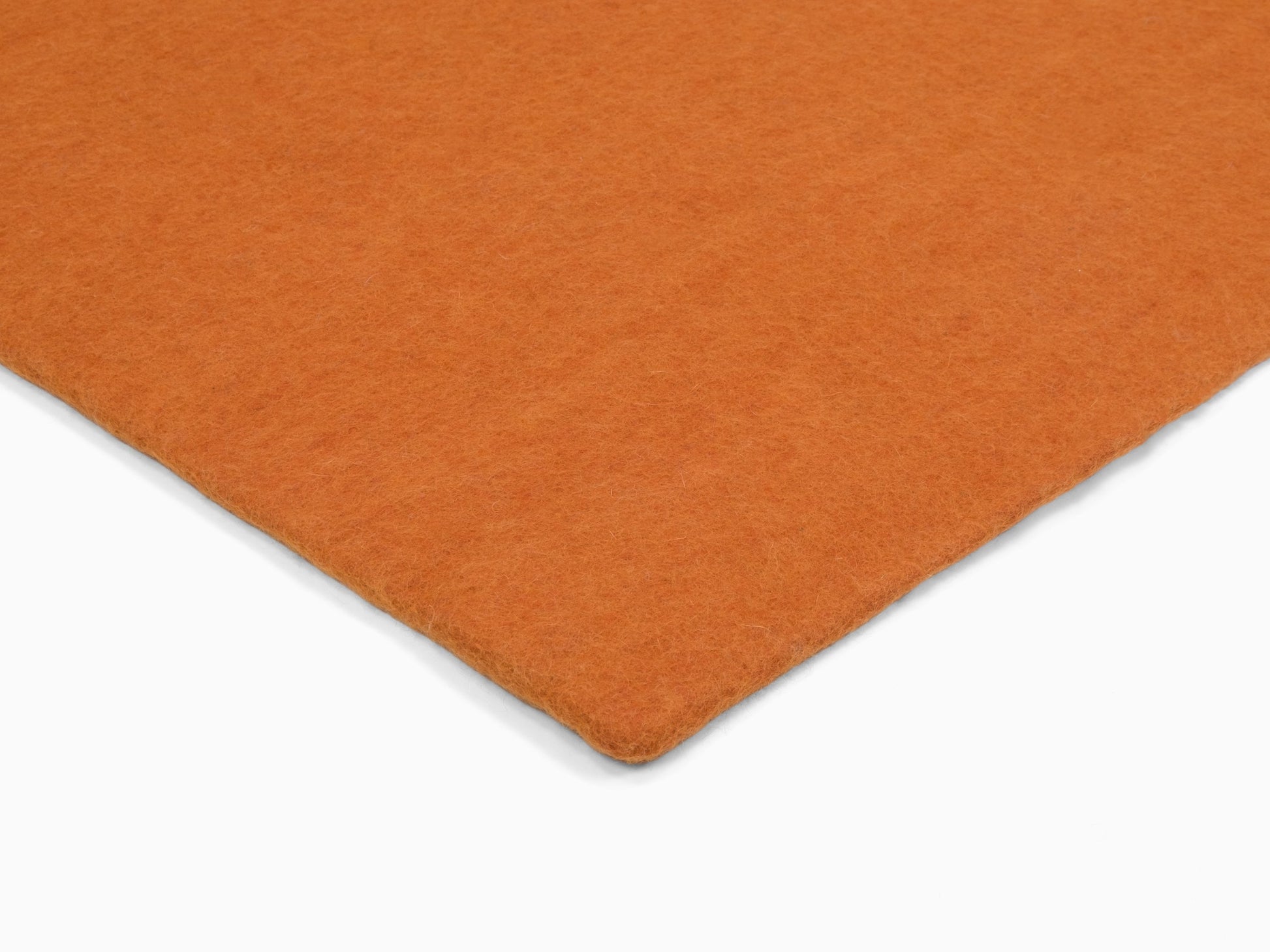 myfelt Afra Filzkugelteppich Orange aus Schurwolle – Bild 6