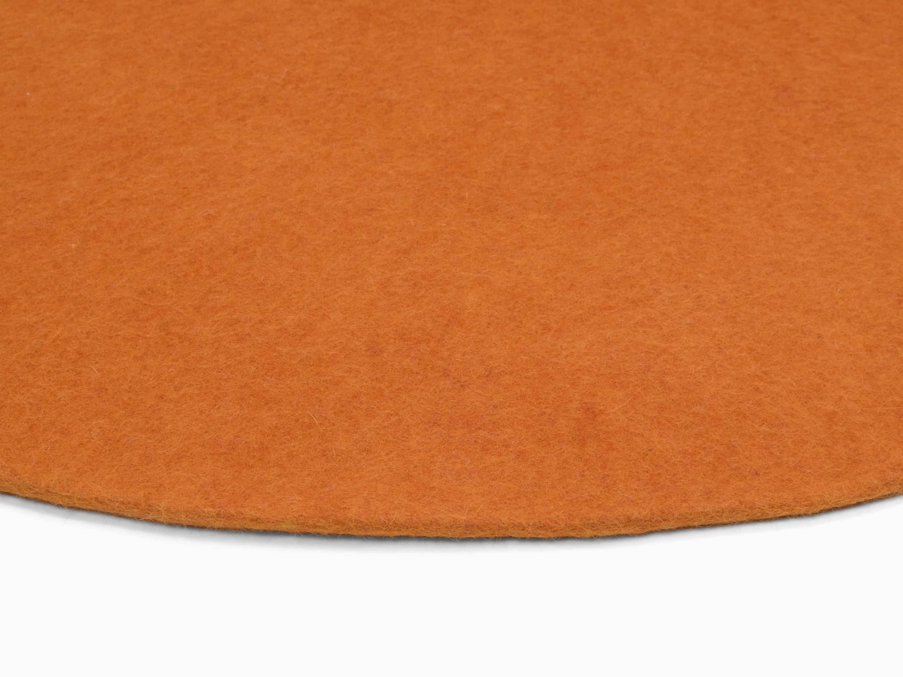 myfelt Afra Filzkugelteppich Orange aus Schurwolle – Bild 5