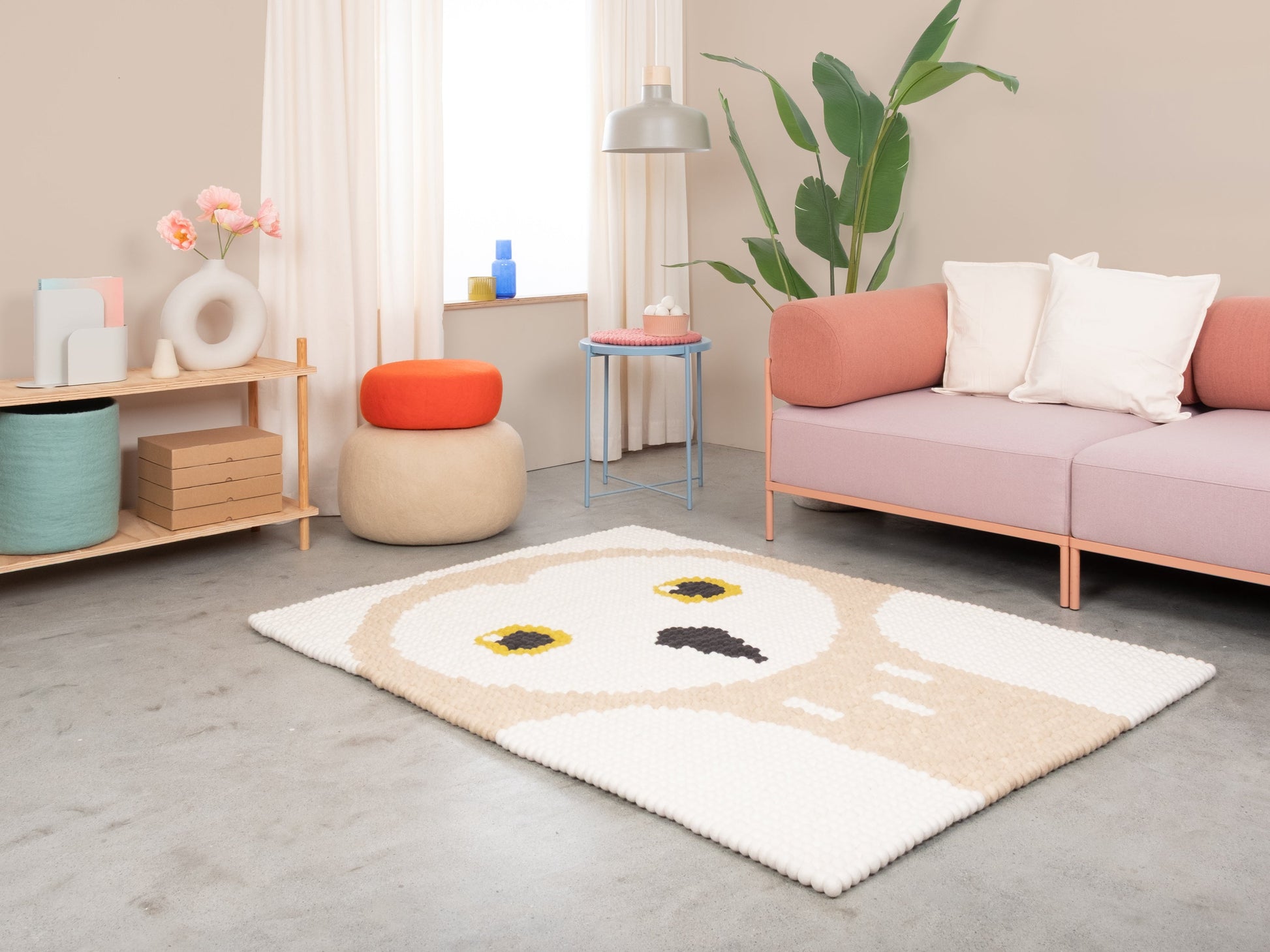 myfelt Evi Filzkugelteppich Grau, Blau aus Schurwolle – Bild 3