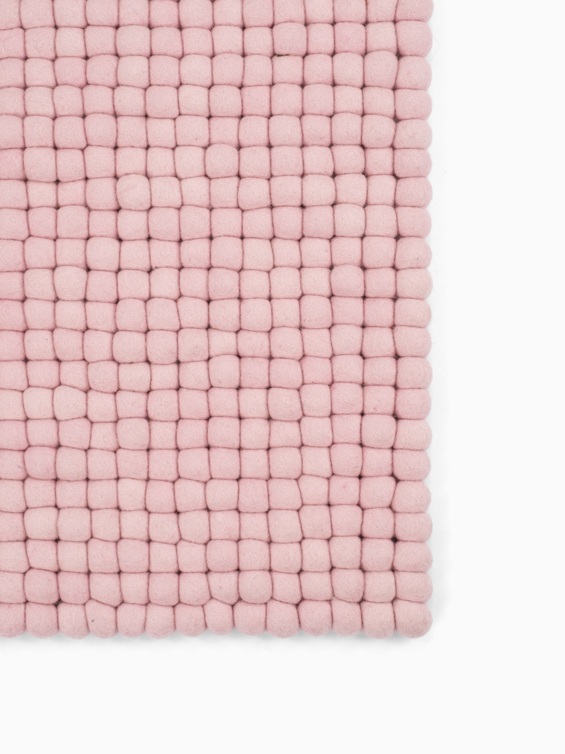 myfelt Friedrich Filzkugelteppich Rosa aus Schurwolle – Bild 8
