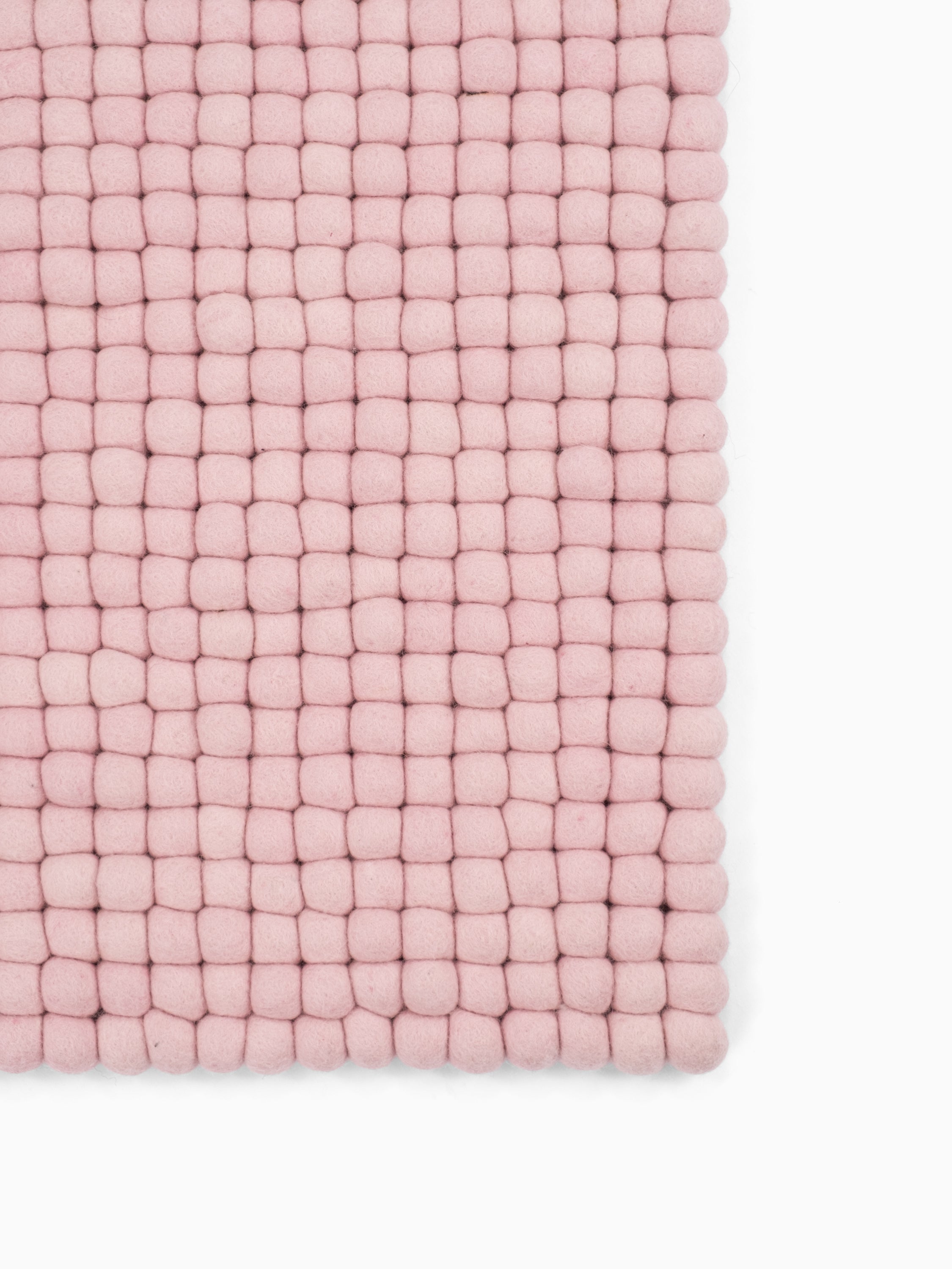 myfelt Friedrich Filzkugelteppich Rosa aus Schurwolle – Bild 8