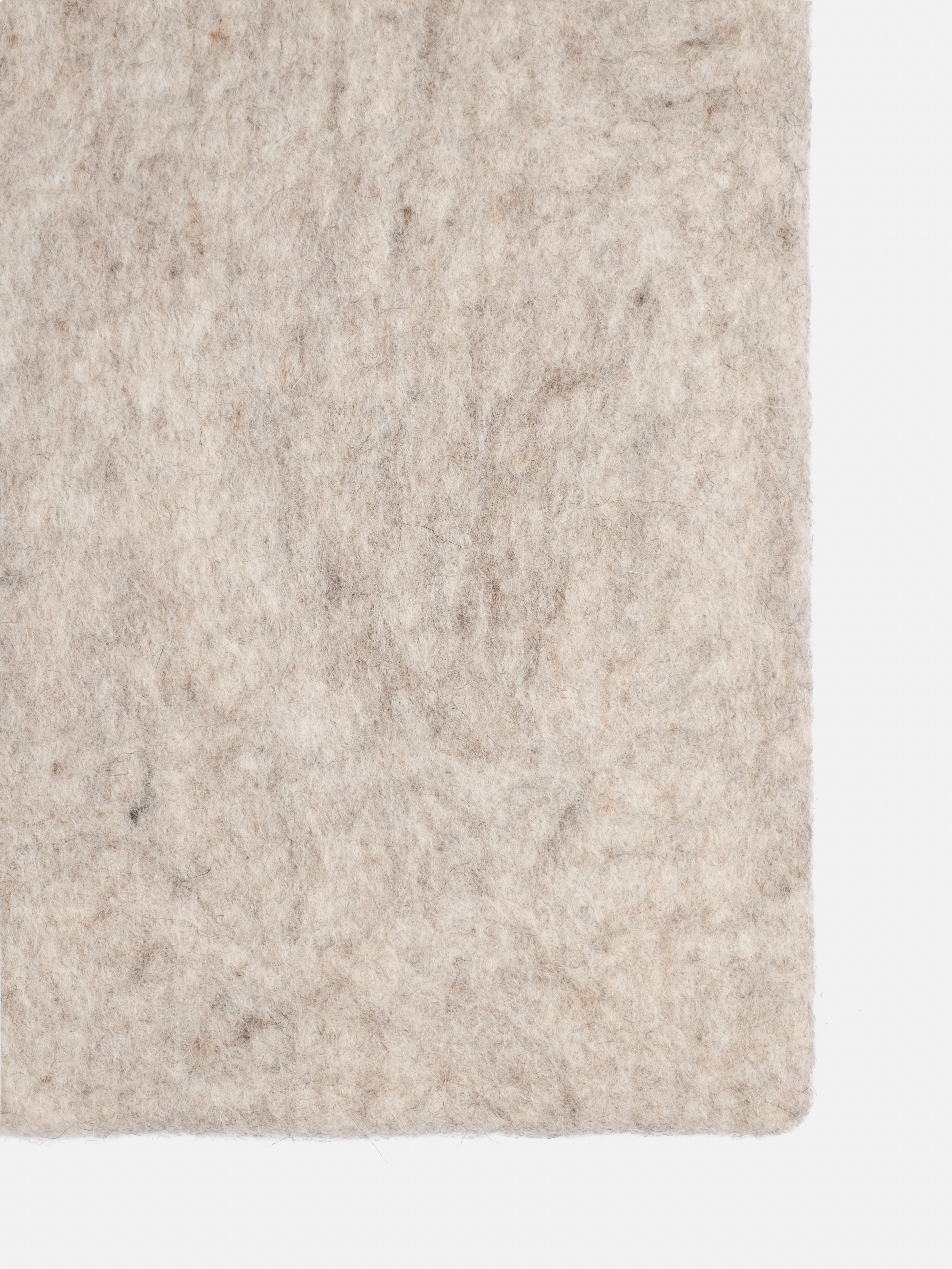 myfelt Béla Filzkugelteppich Beige aus Schurwolle – Bild 8