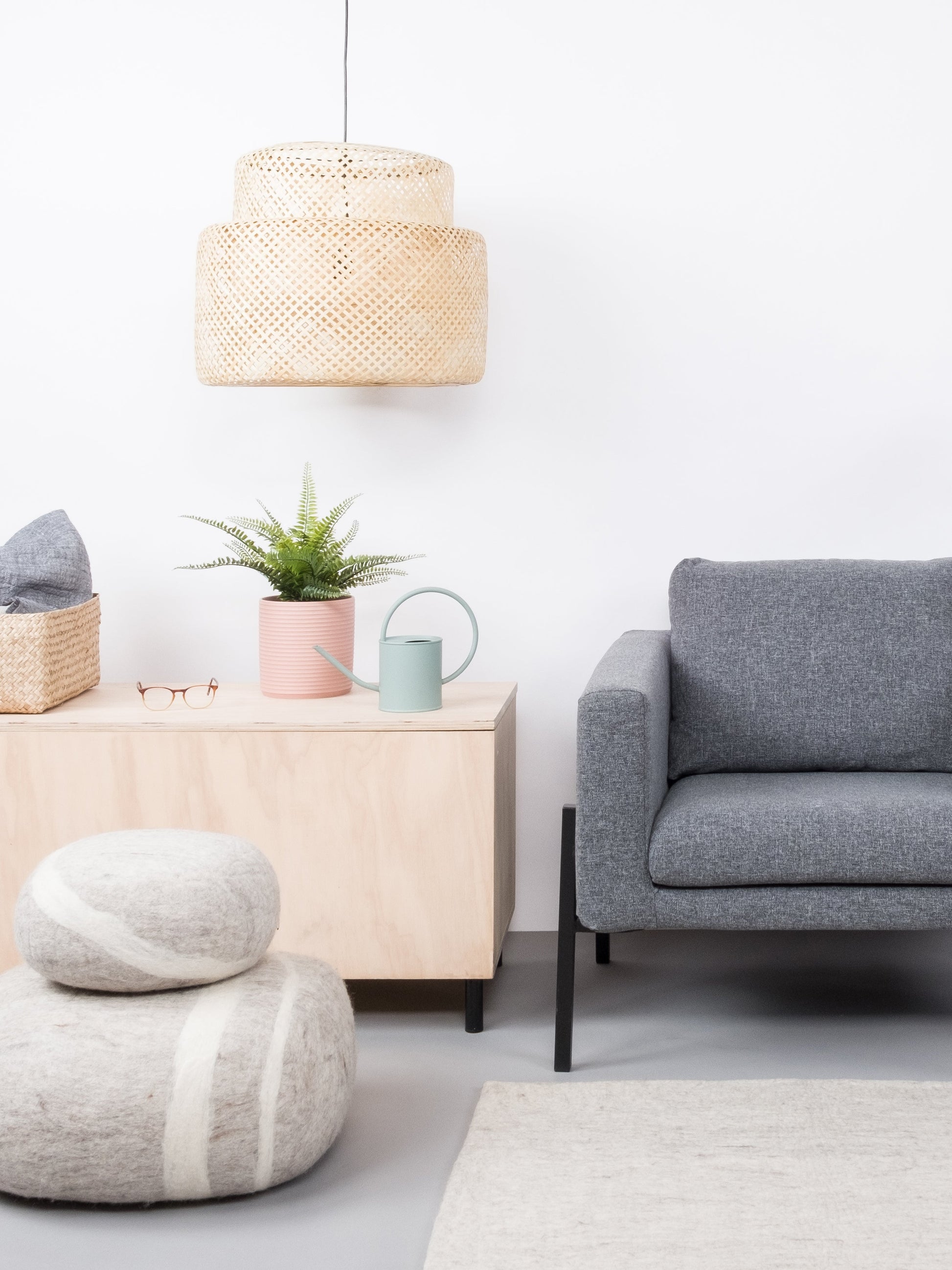 myfelt Béla Filzkugelteppich Beige aus Schurwolle – Bild 7