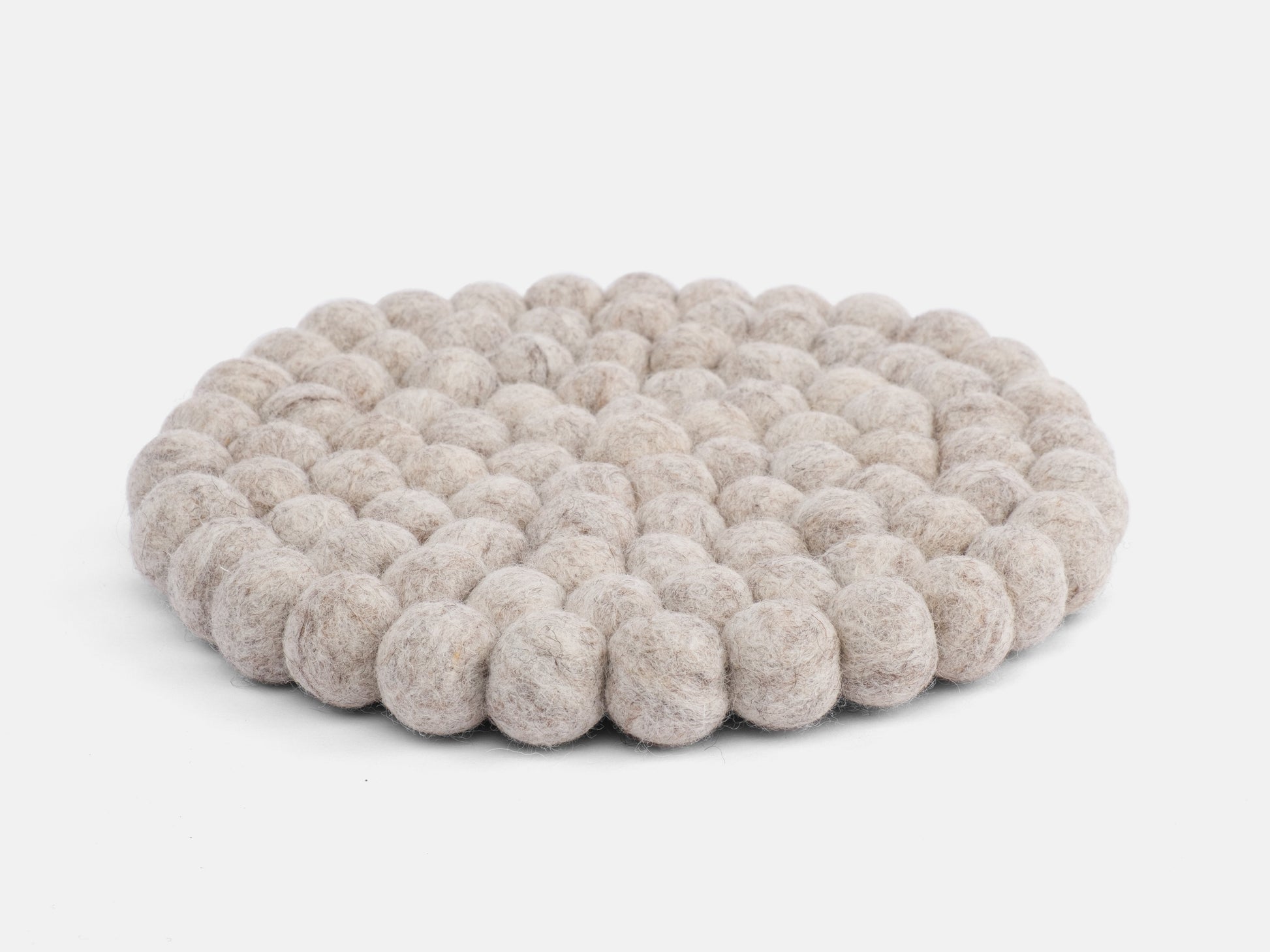 myfelt Béla Untersetzer Beige aus Schurwolle – Bild 5