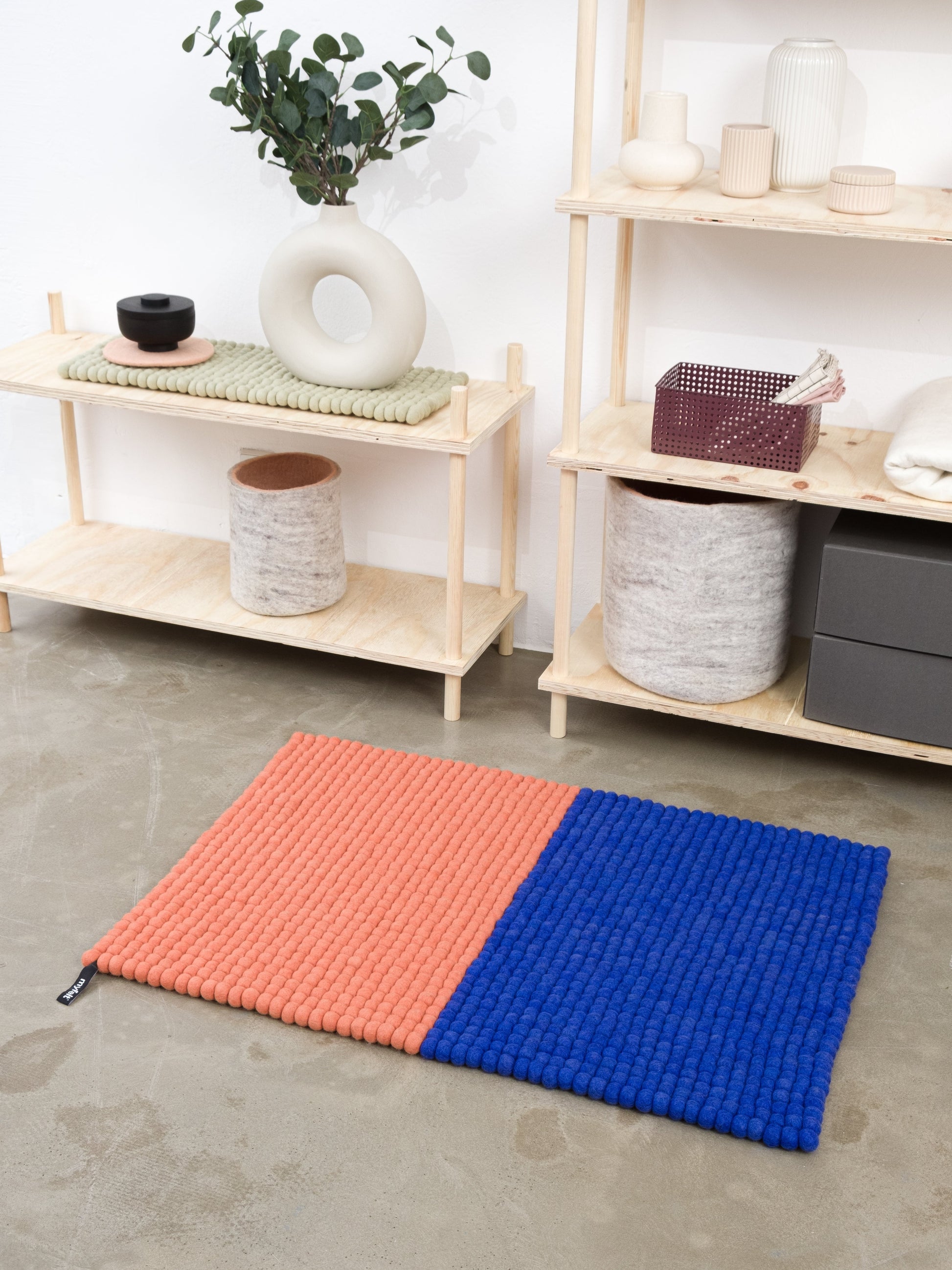 myfelt Contrast aus Schurwolle – Bild 2