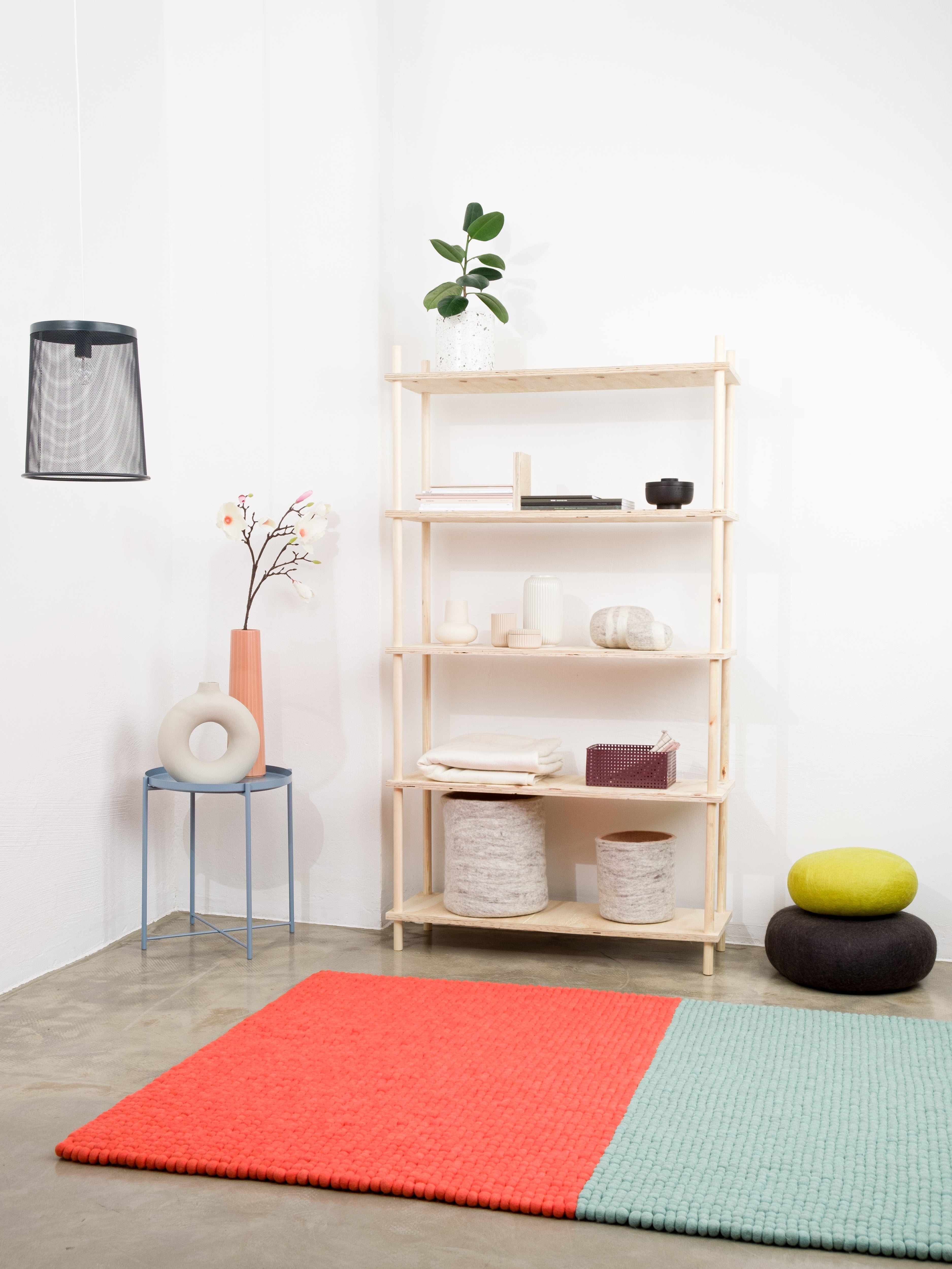 myfelt Contrast Filzkugelteppich aus Schurwolle – Bild 9