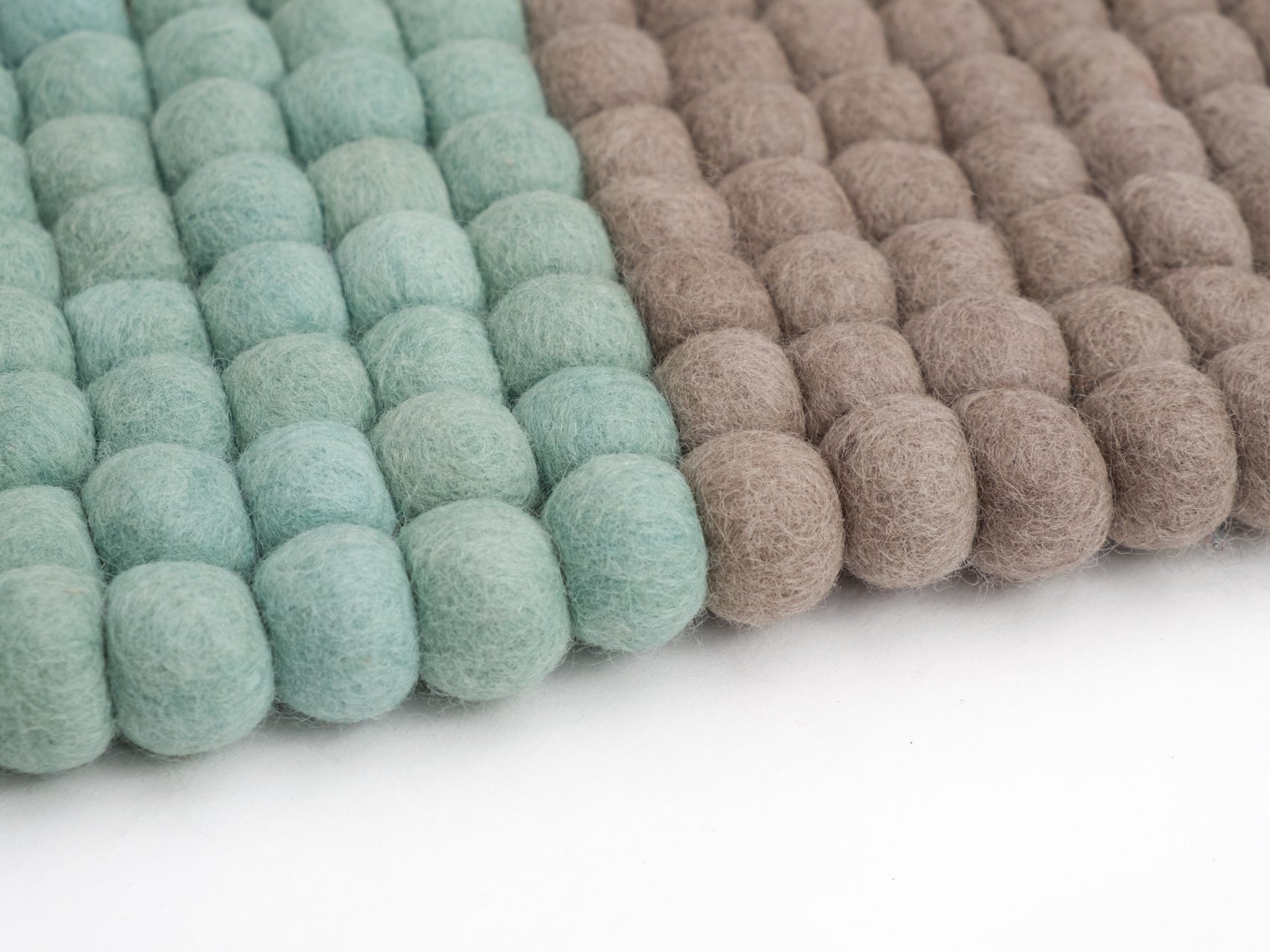 myfelt Cube aus Schurwolle – Bild 4