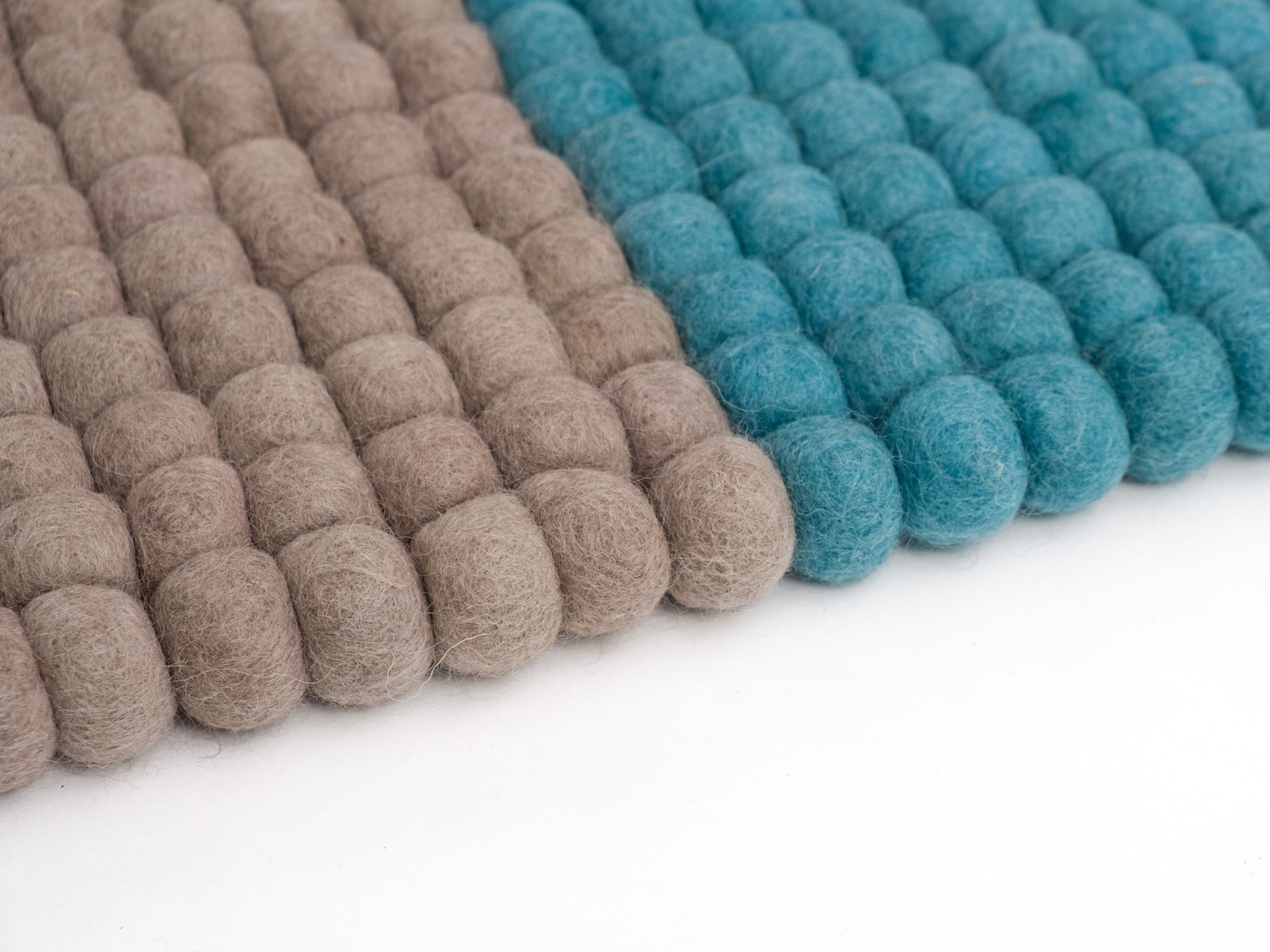 myfelt Cube aus Schurwolle – Bild 4