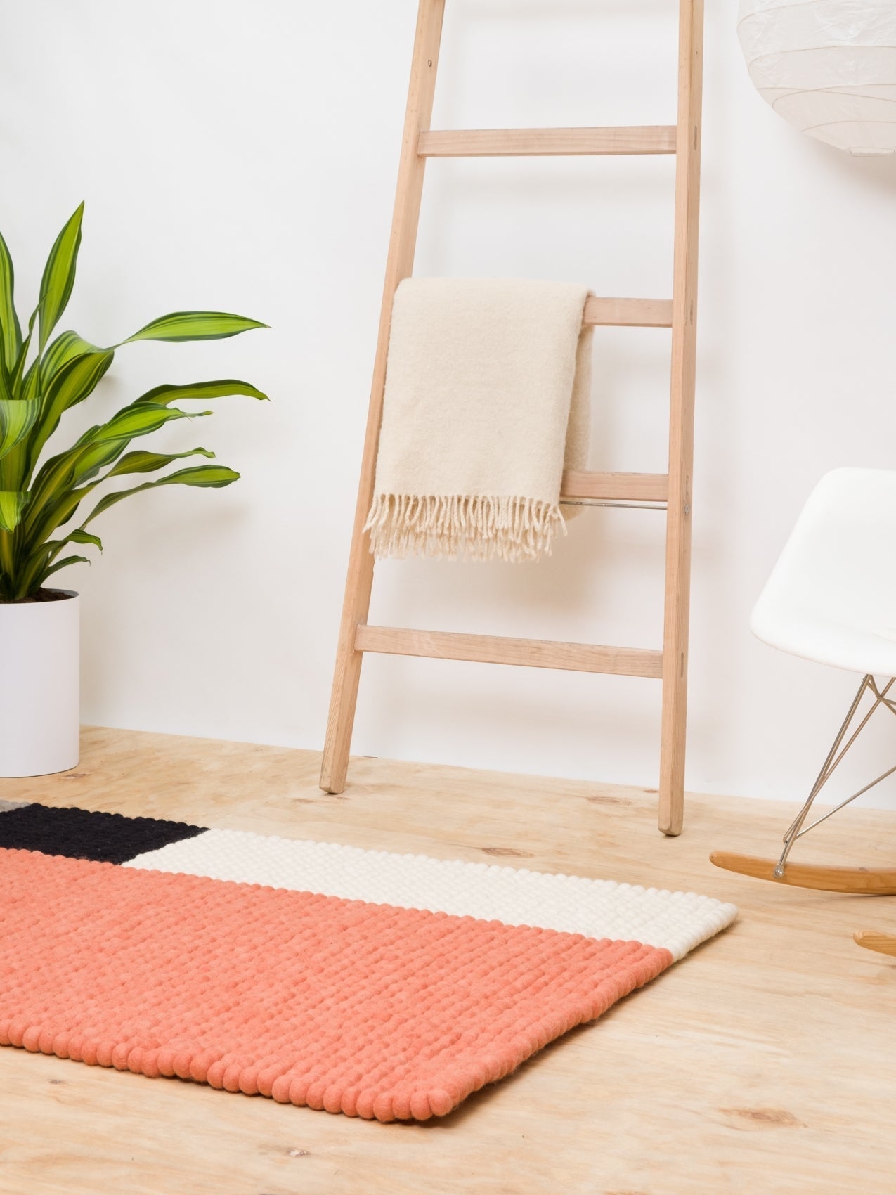 myfelt Cube aus Schurwolle – Bild 2