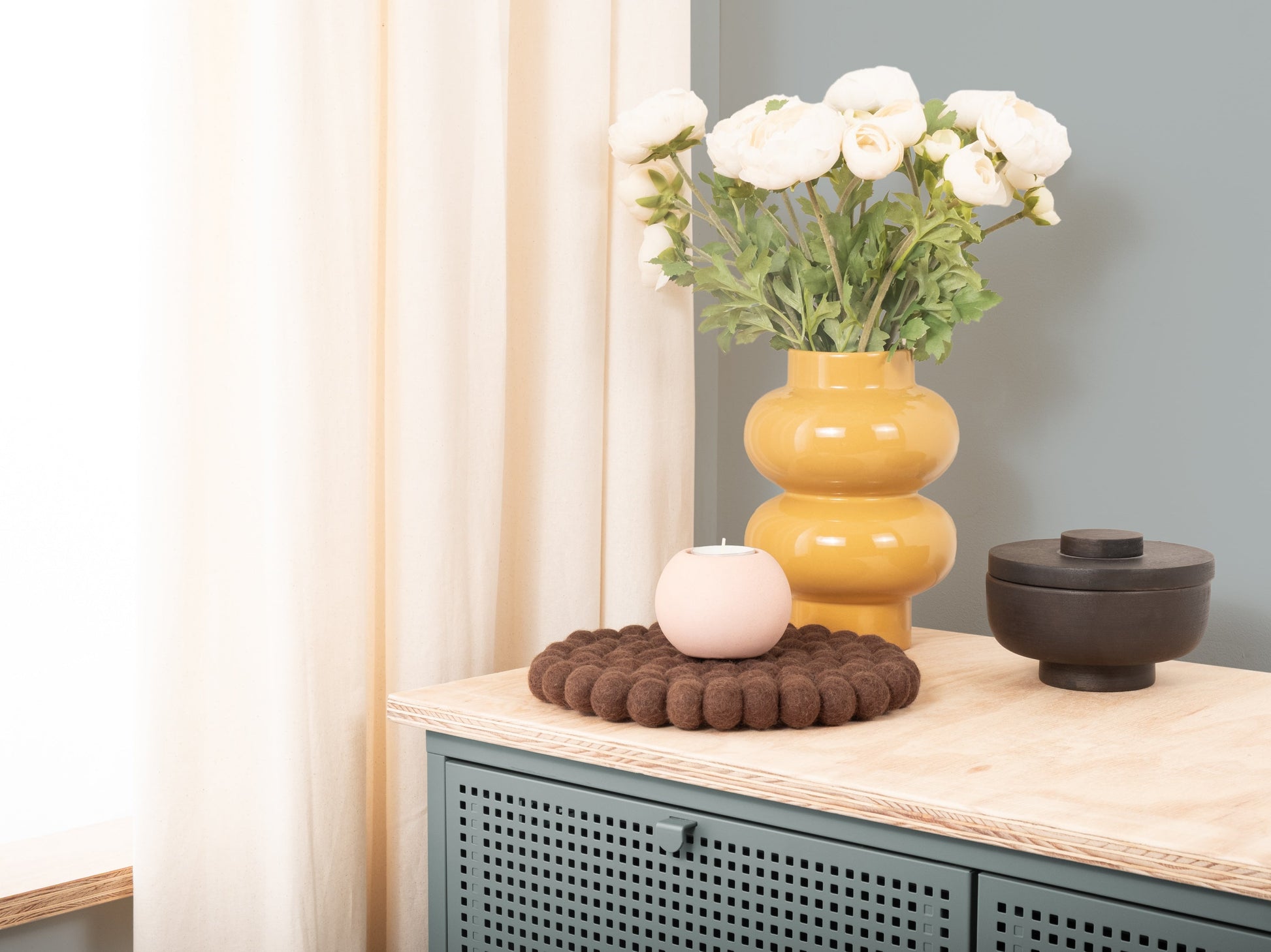 myfelt Egon Untersetzer Braun aus Schurwolle – Bild 3