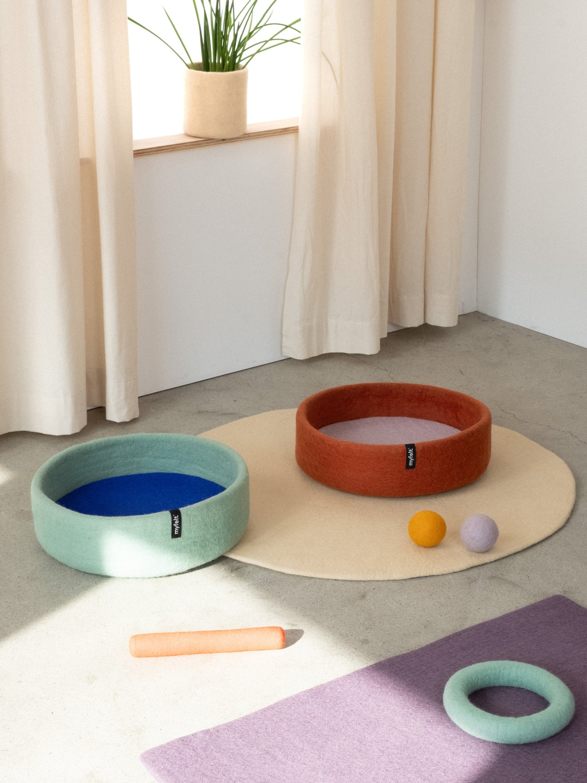 myfelt Fine Hundekorb Hundebett aus Schurwolle – Bild 17