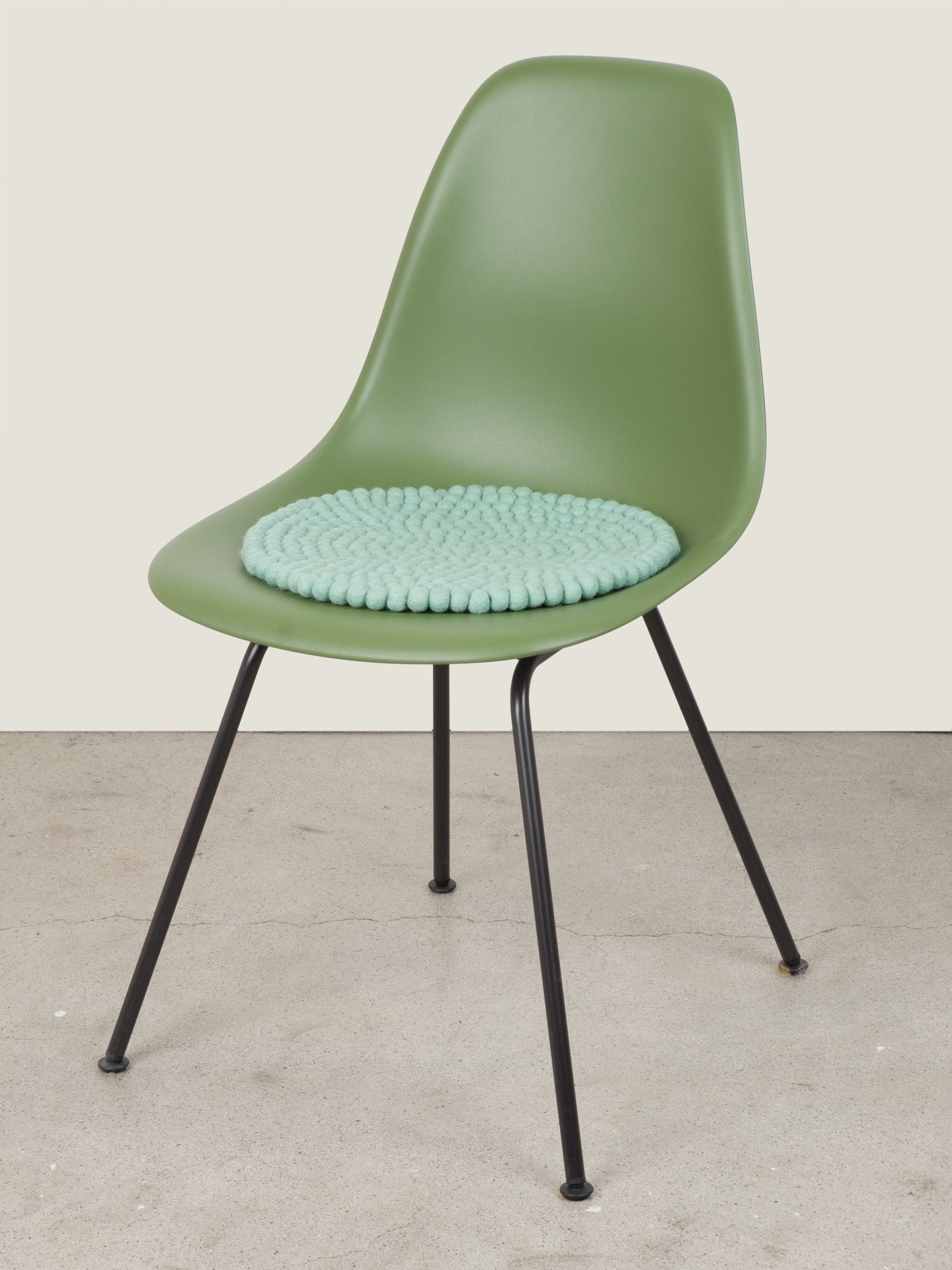 myfelt Fine Sitzkissen Blau aus Schurwolle – Bild 8