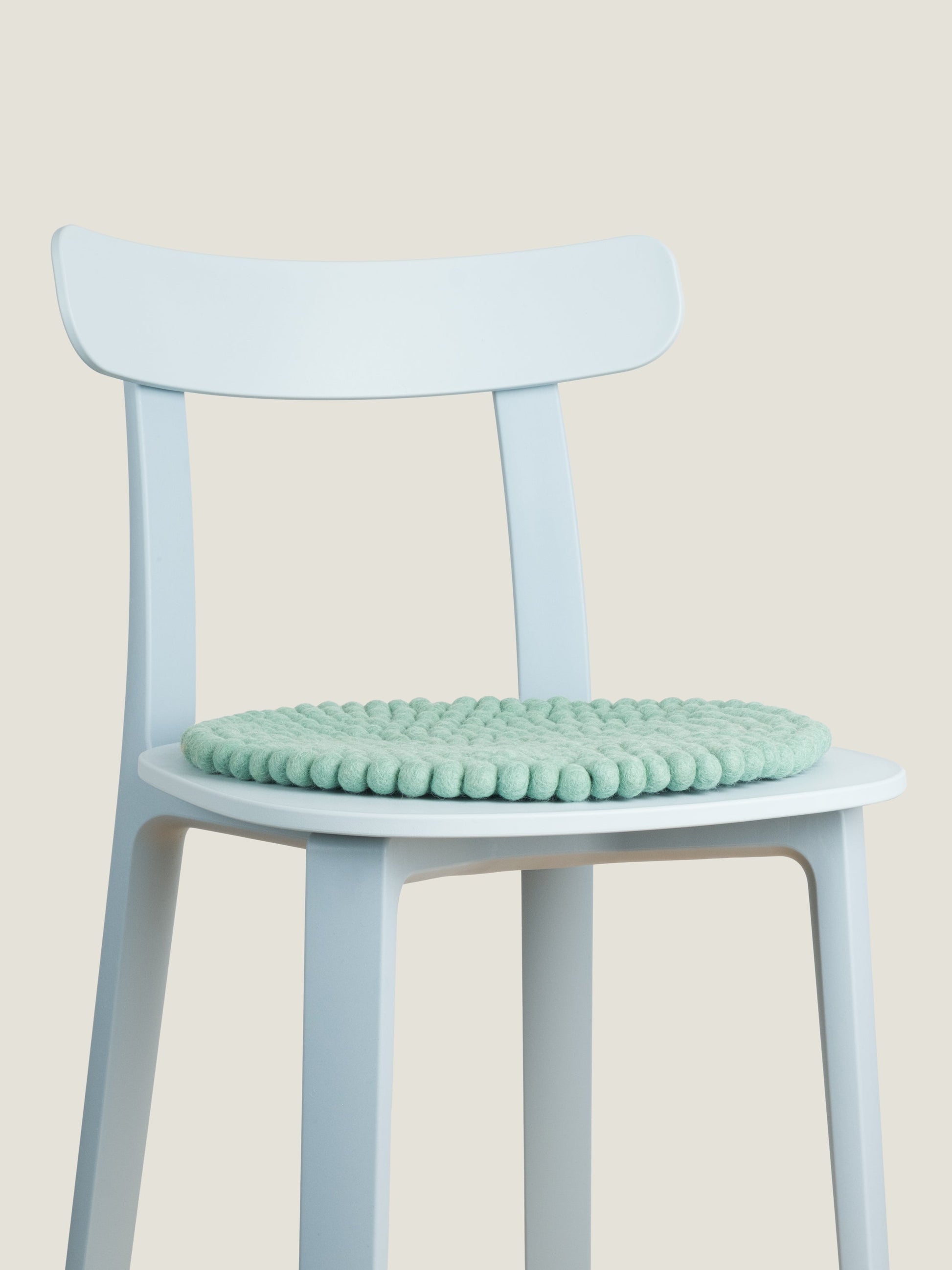 myfelt Fine Sitzkissen Blau aus Schurwolle – Bild 2