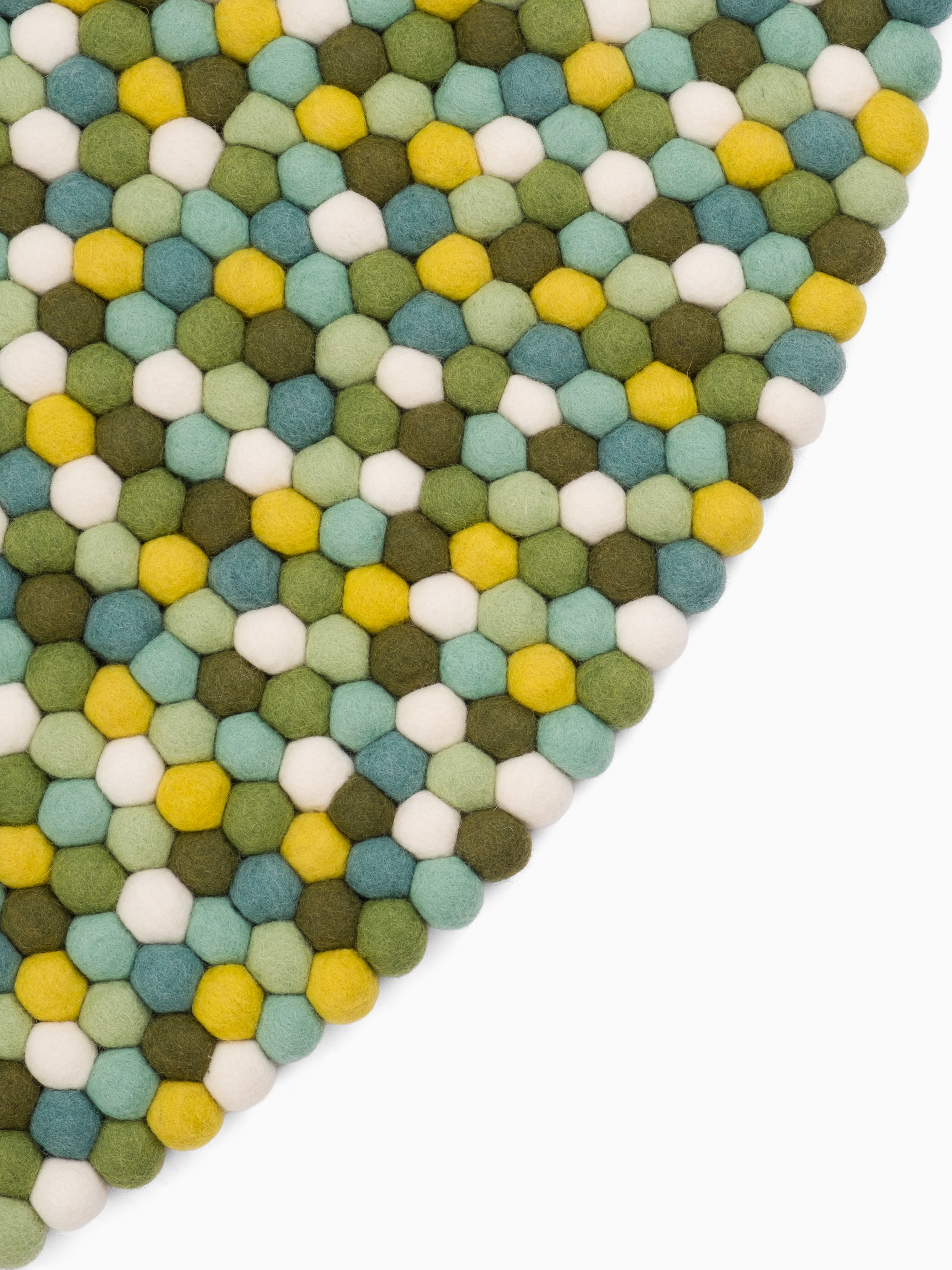 myfelt Finn Filzkugelteppich Blau, Grün, Gelb aus Schurwolle – Bild 6