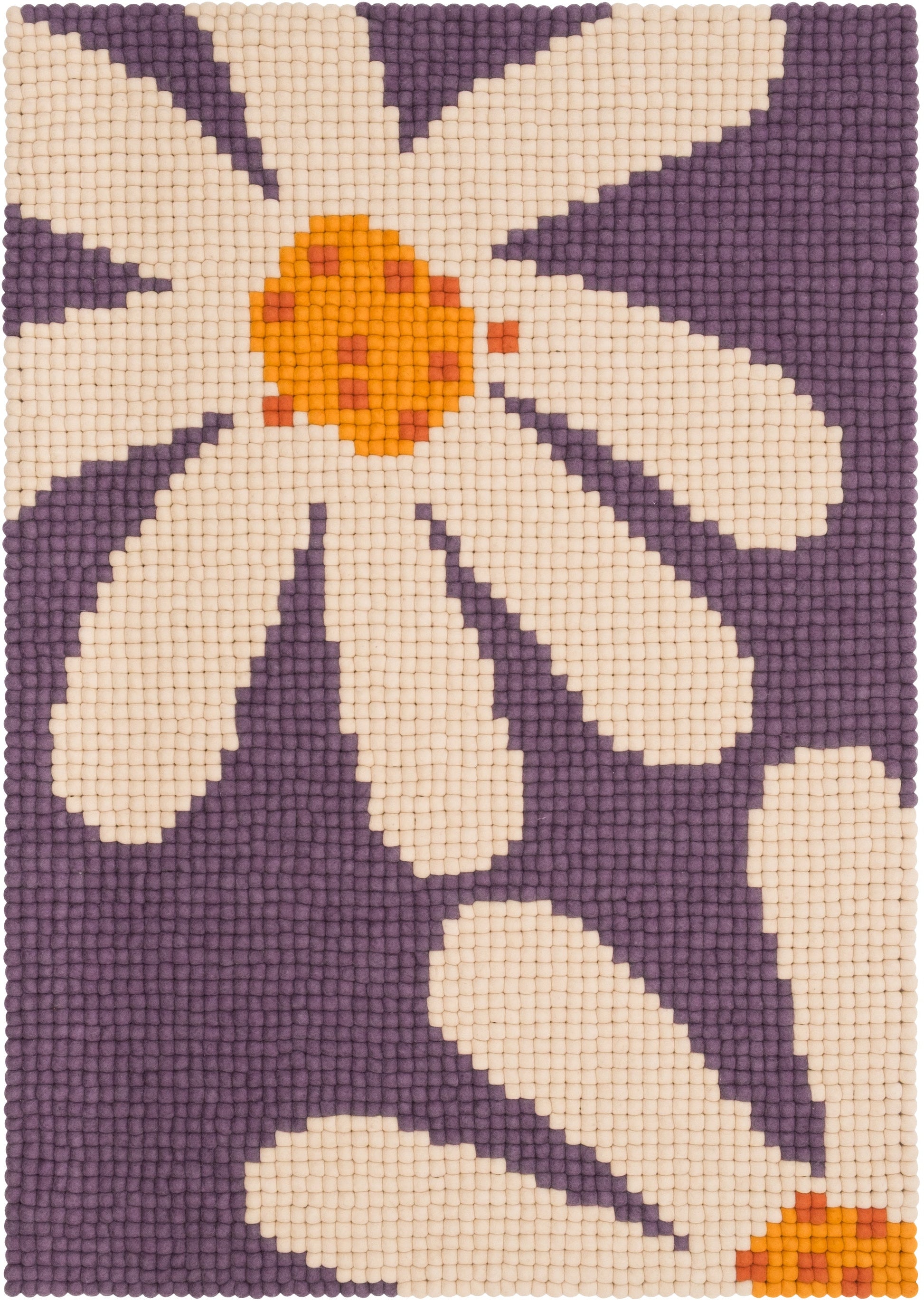myfelt Daisy Filzkugelteppich aus Schurwolle