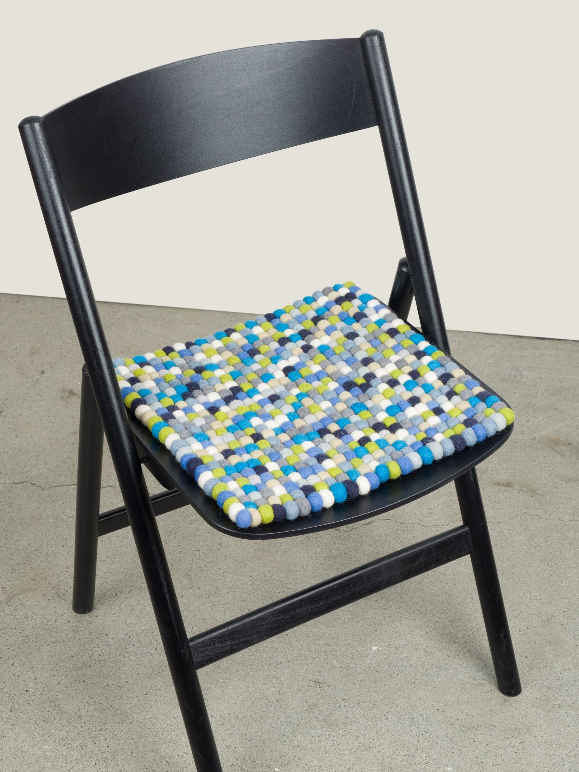 myfelt Fritz Sitzkissen aus Schurwolle – Bild 2