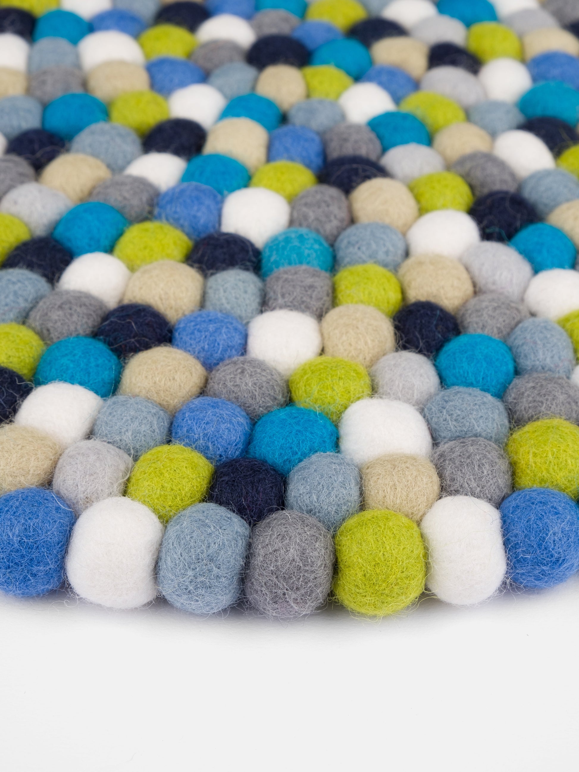 myfelt Fritz Sitzkissen aus Schurwolle – Bild 4