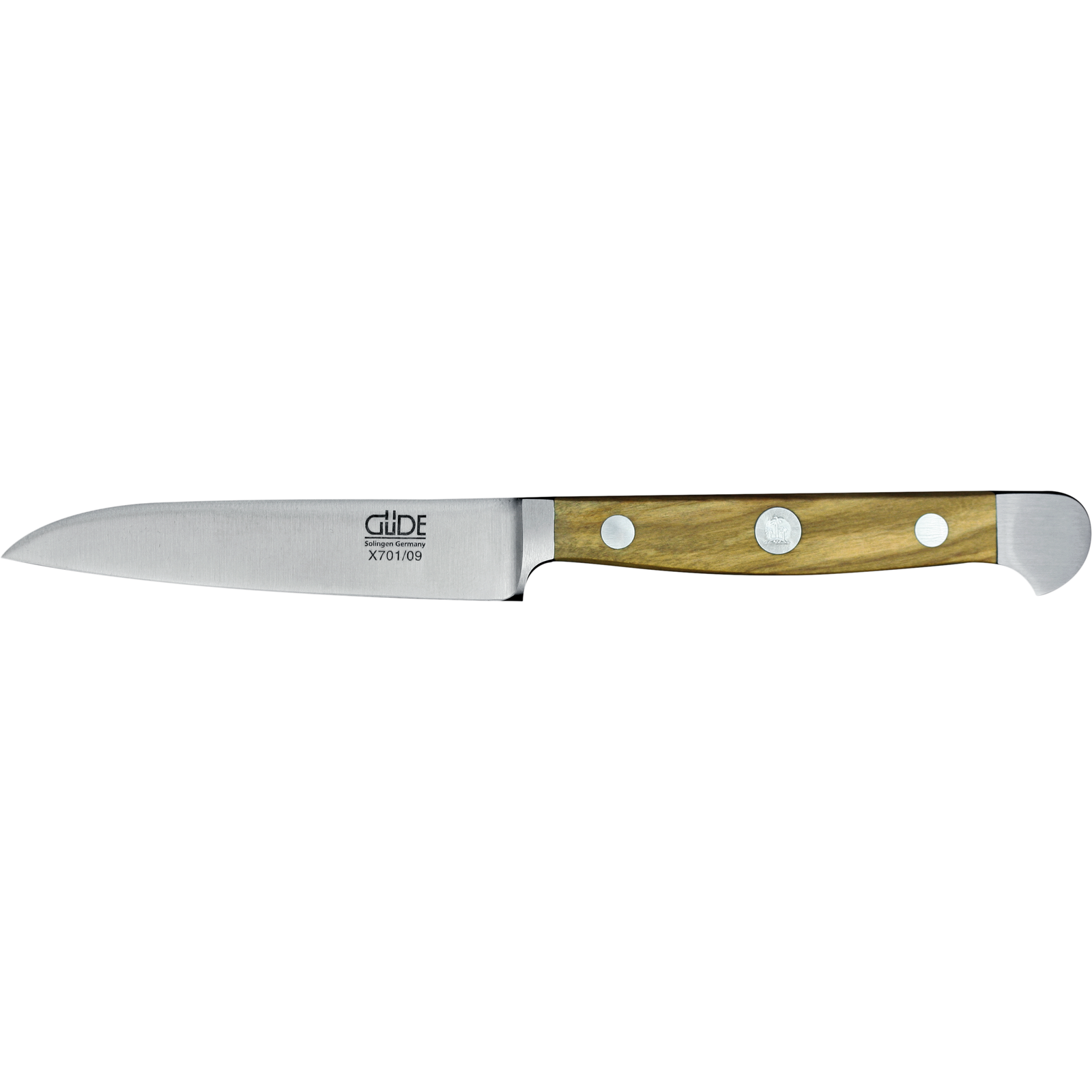Ein Bild aus dem Taiga Store von taiga.green. Ein Küchenschälmesser mit einer geraden Klinge aus rostfreiem Stahl und einem Holzgriff, der mit drei Metallnieten versehen ist. Der Markenname Güde ist auf der Klinge sichtbar. Jetzt bestellen im Eco Shop von www.taiga.green. Hier nachhaltig einkaufen mit dem Taiga Eco Rating