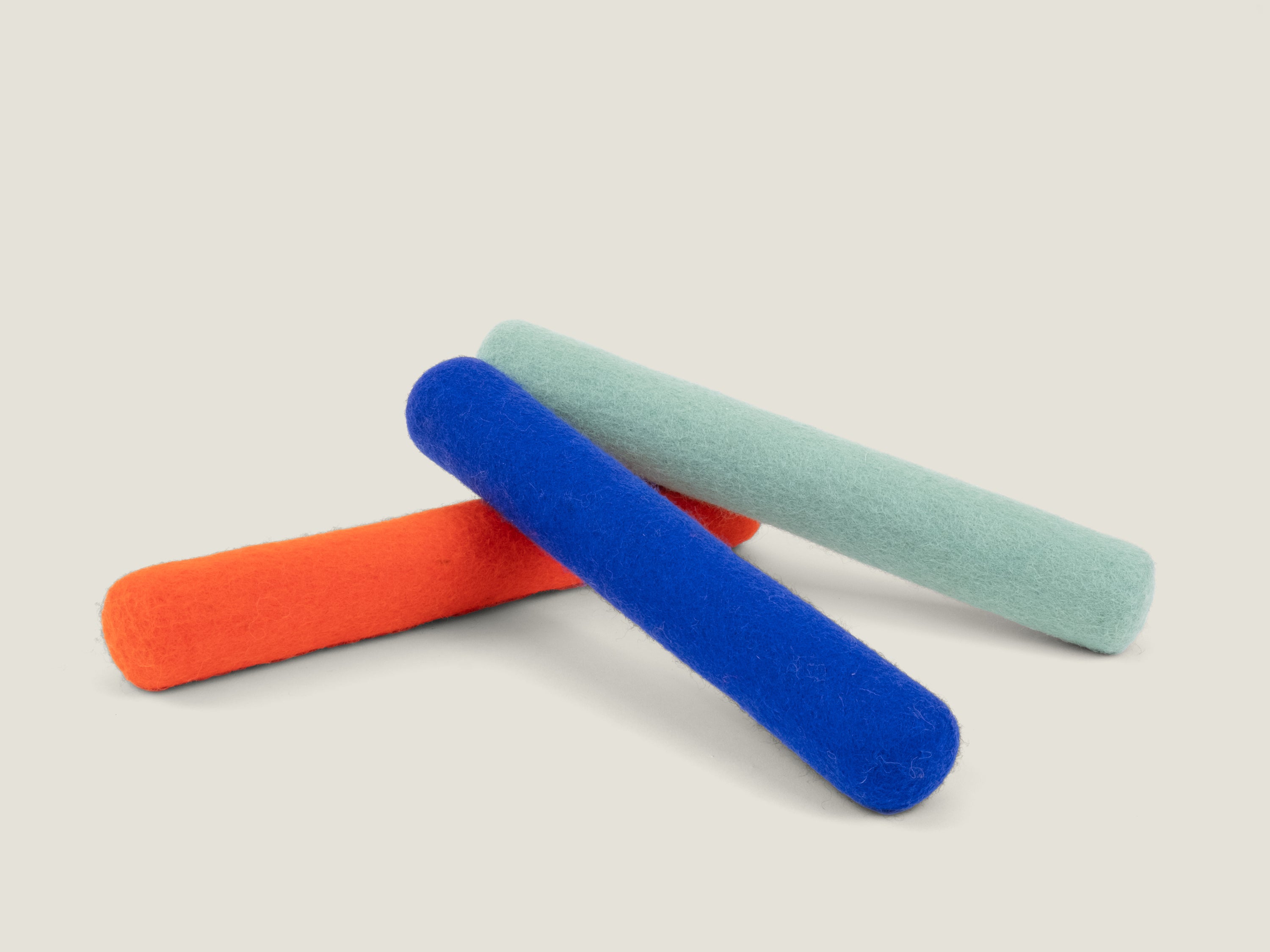 myfelt Mats Hundespielzeug - Stock Hundespielzeug aus Schurwolle – Bild 6
