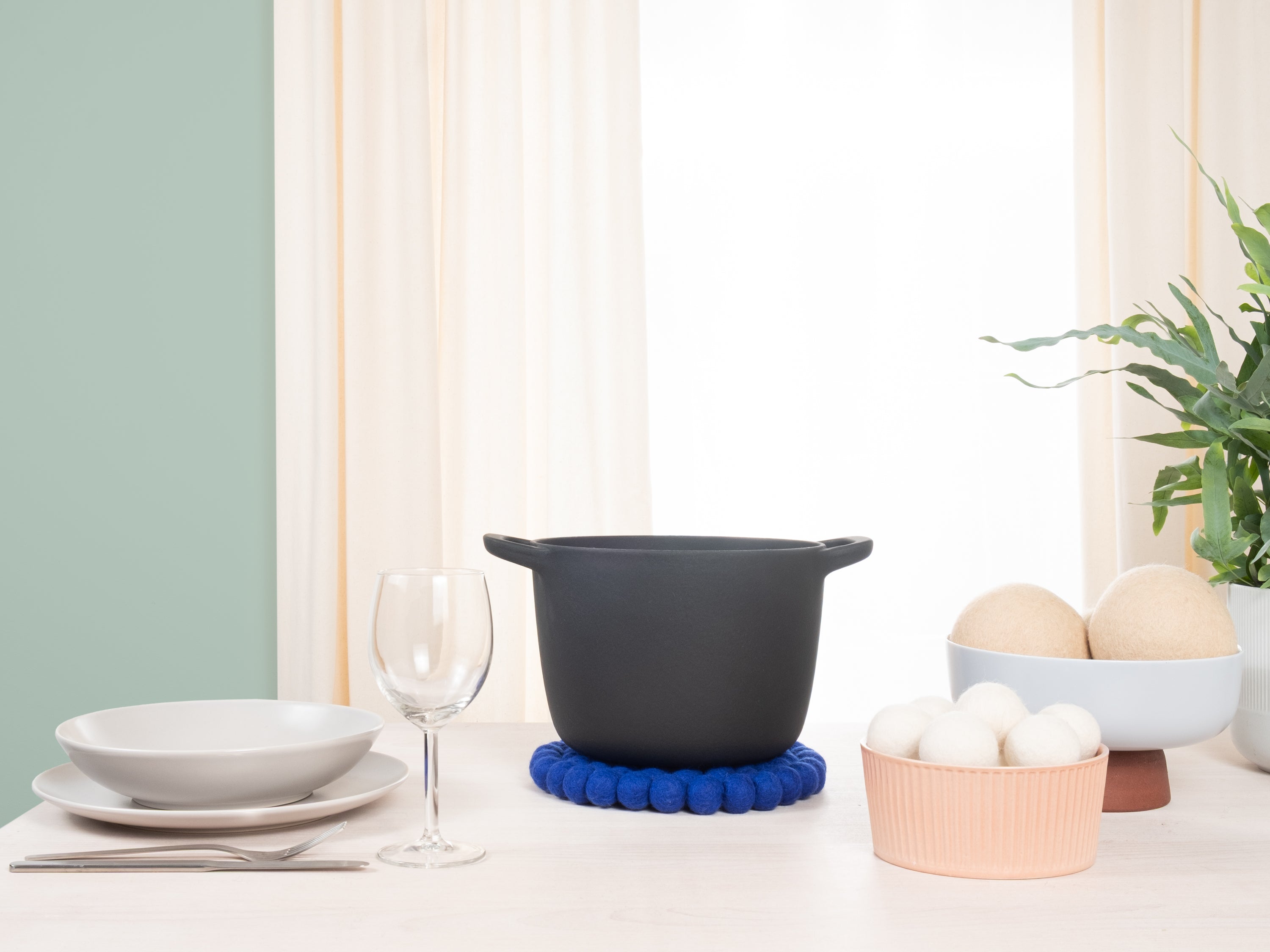 myfelt Isa Untersetzer Blau aus Schurwolle – Bild 4