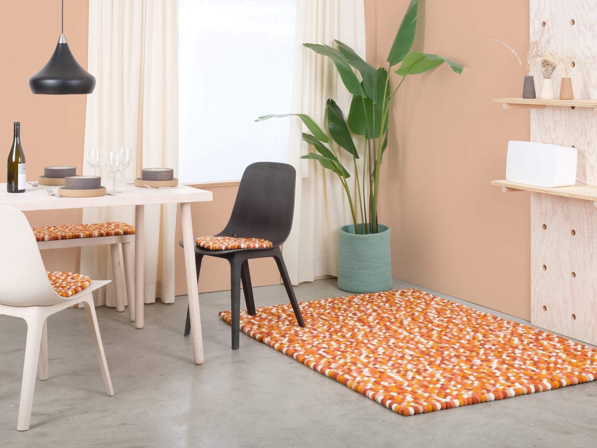myfelt Juna Rugs Braun, Orange, Gelb aus Schurwolle – Bild 6