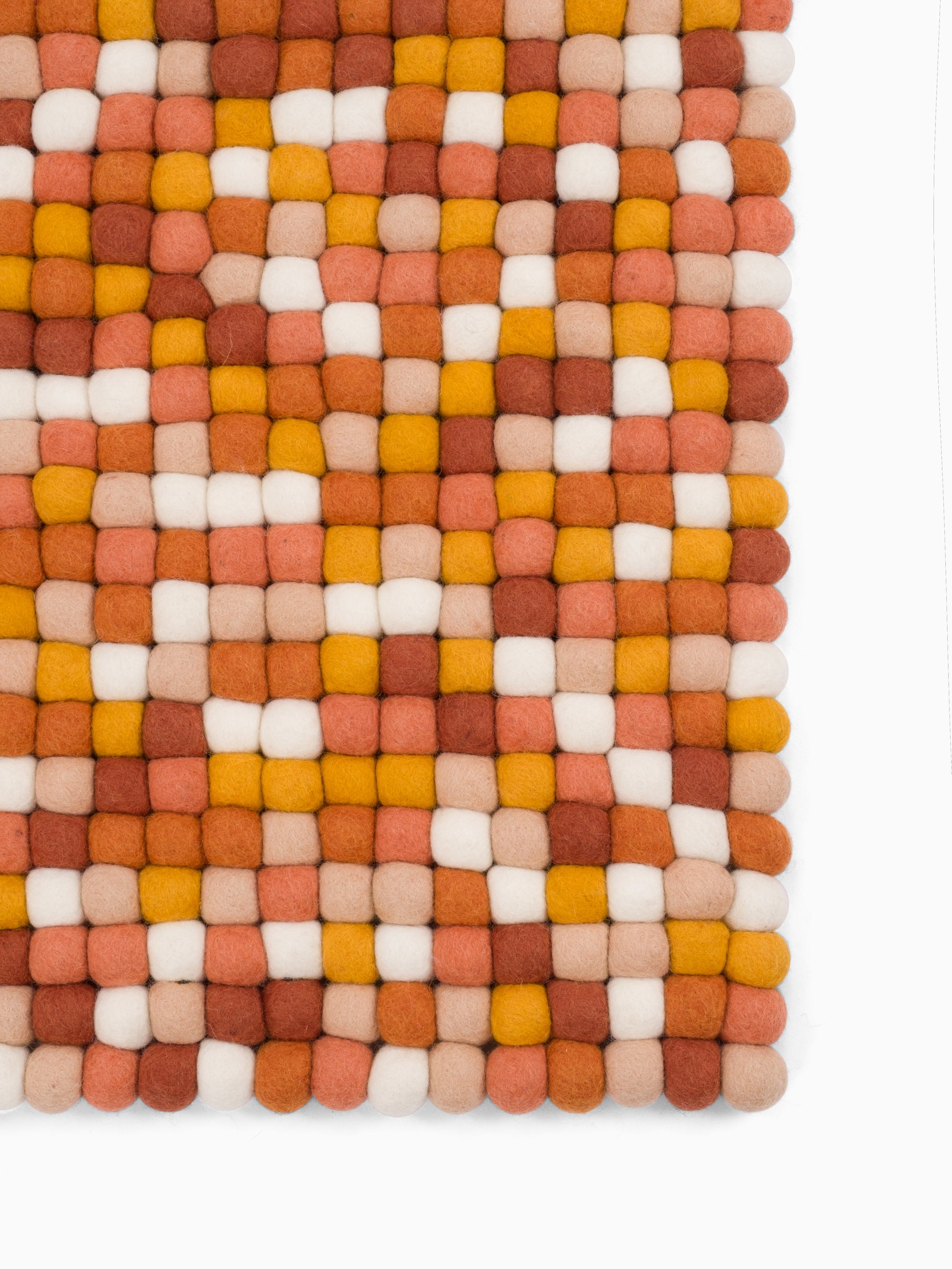 myfelt Juna Rugs Braun, Orange, Gelb aus Schurwolle – Bild 7