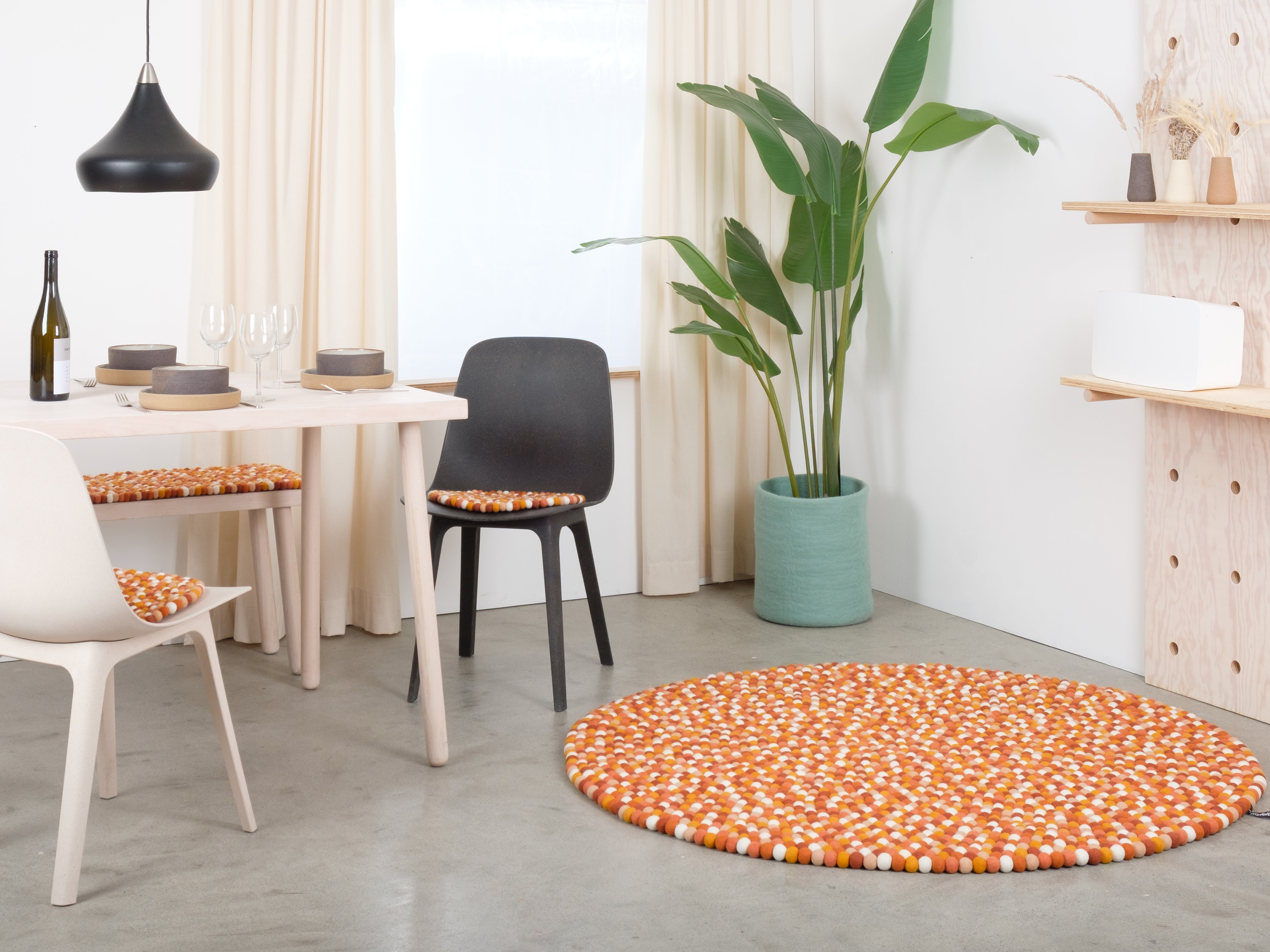 myfelt Juna Rugs Braun, Orange, Gelb aus Schurwolle – Bild 5
