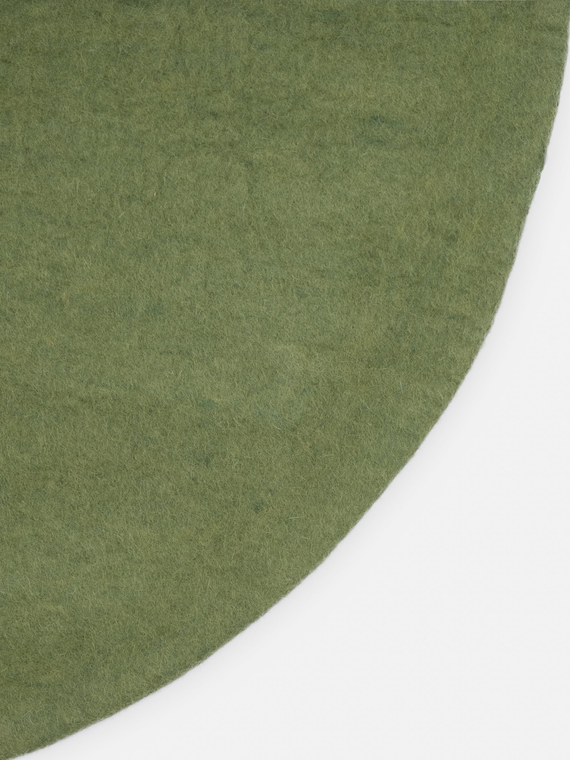 myfelt Kaspar Filzkugelteppich Grün, Beige aus Schurwolle – Bild 7