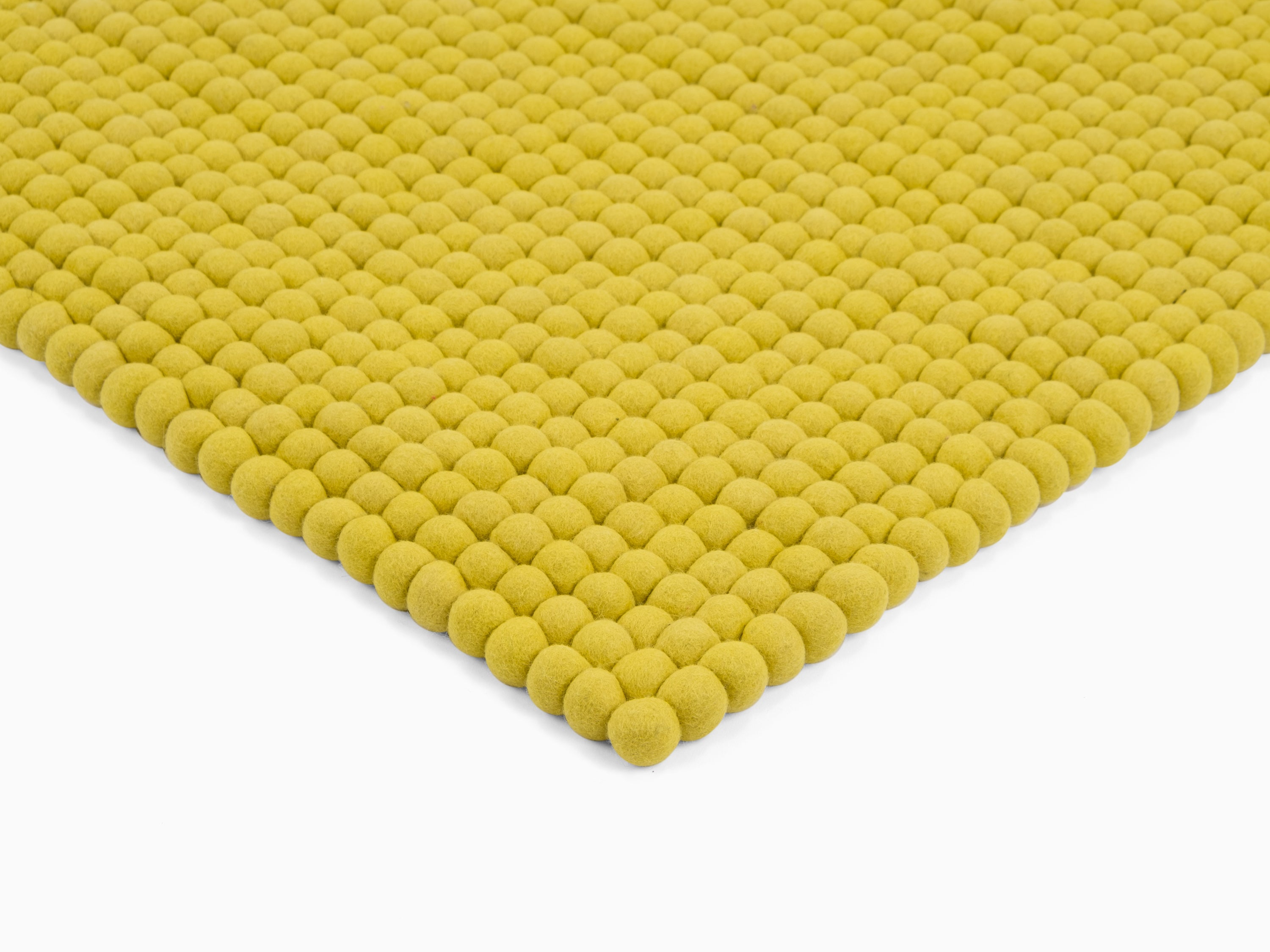 myfelt Kata Filzkugelteppich Grün, Gelb aus Schurwolle – Bild 8