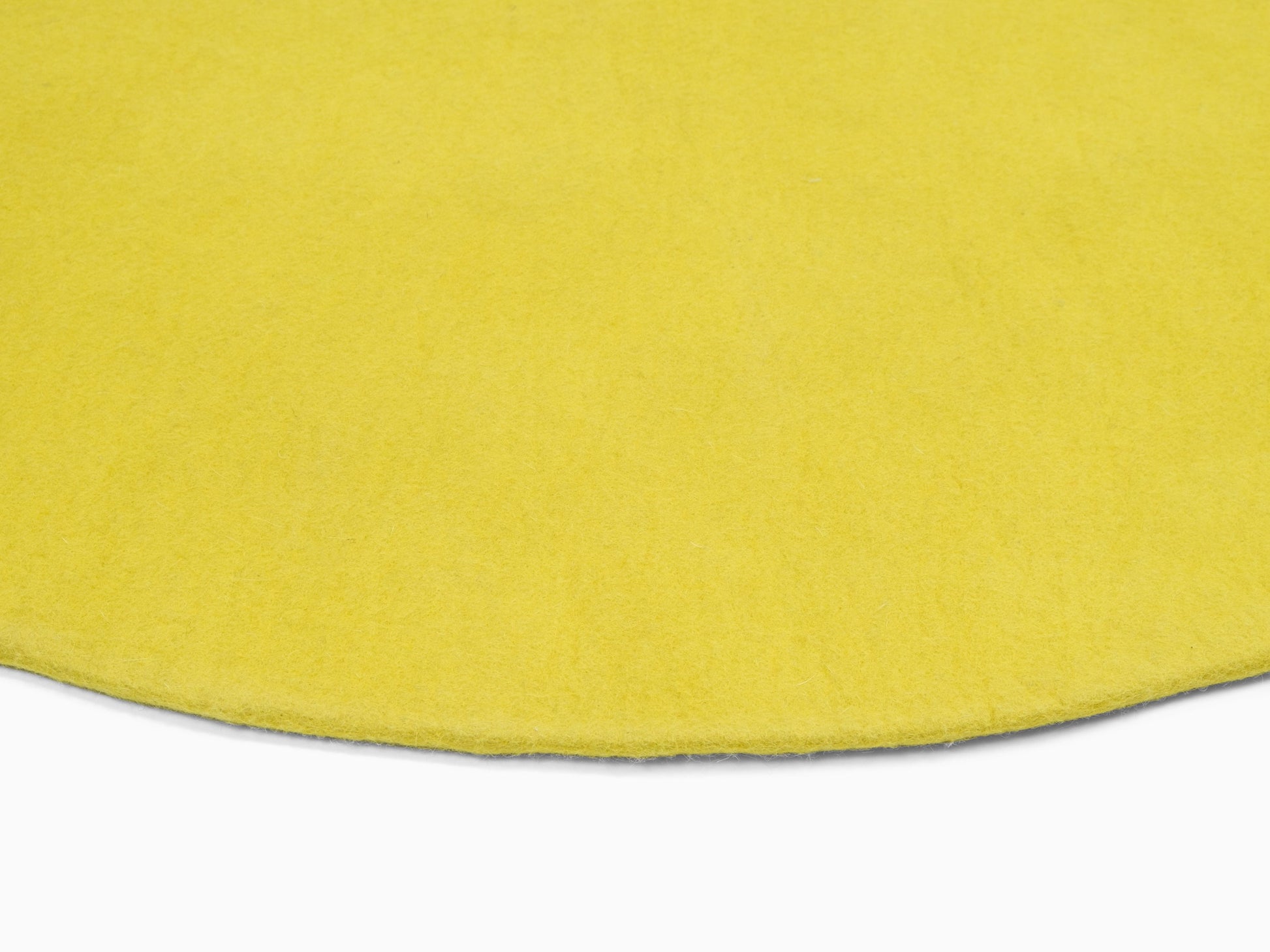 myfelt Kata Filzkugelteppich Grün, Gelb aus Schurwolle – Bild 6