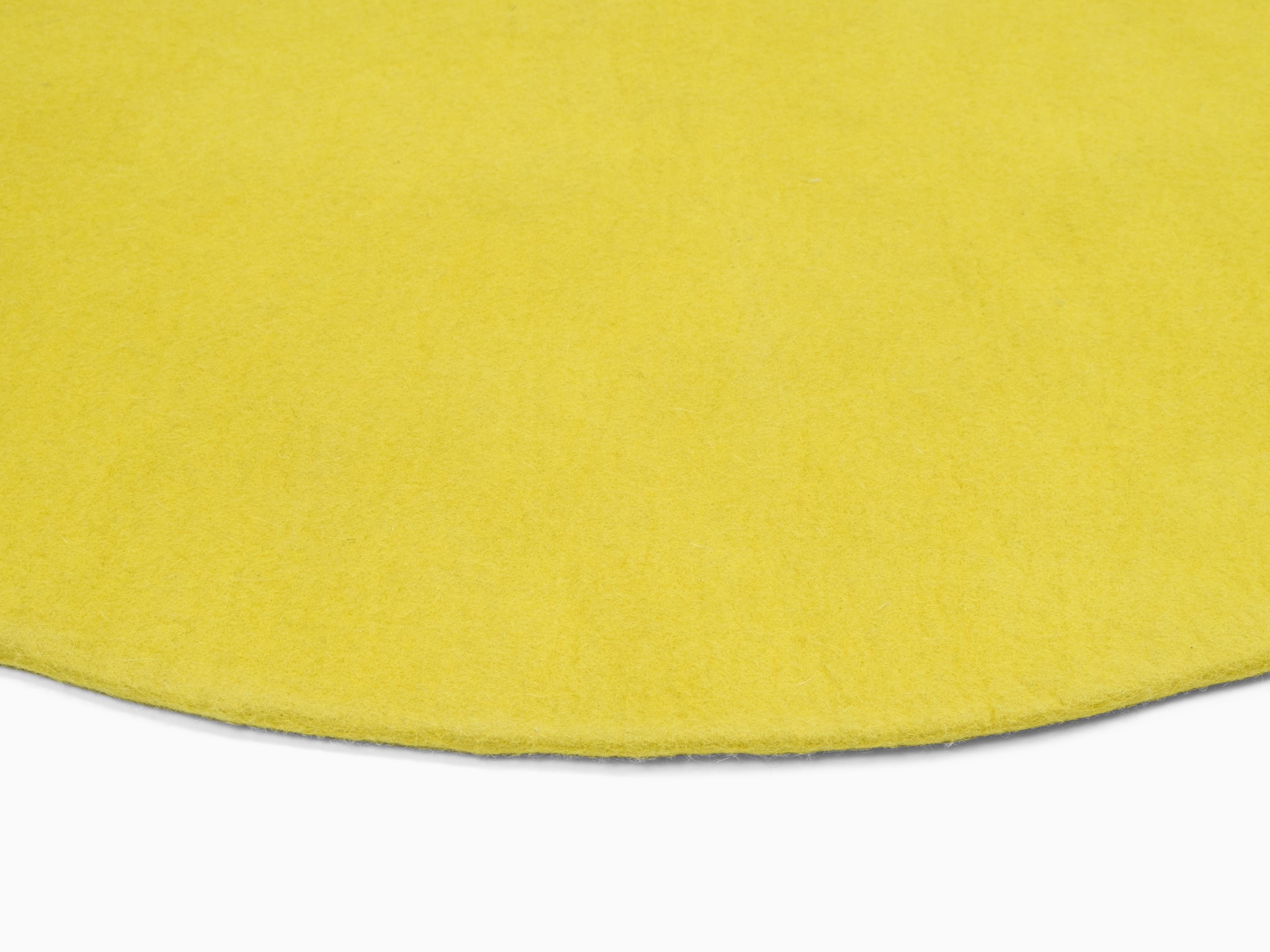 myfelt Kata Filzkugelteppich Grün, Gelb aus Schurwolle – Bild 6