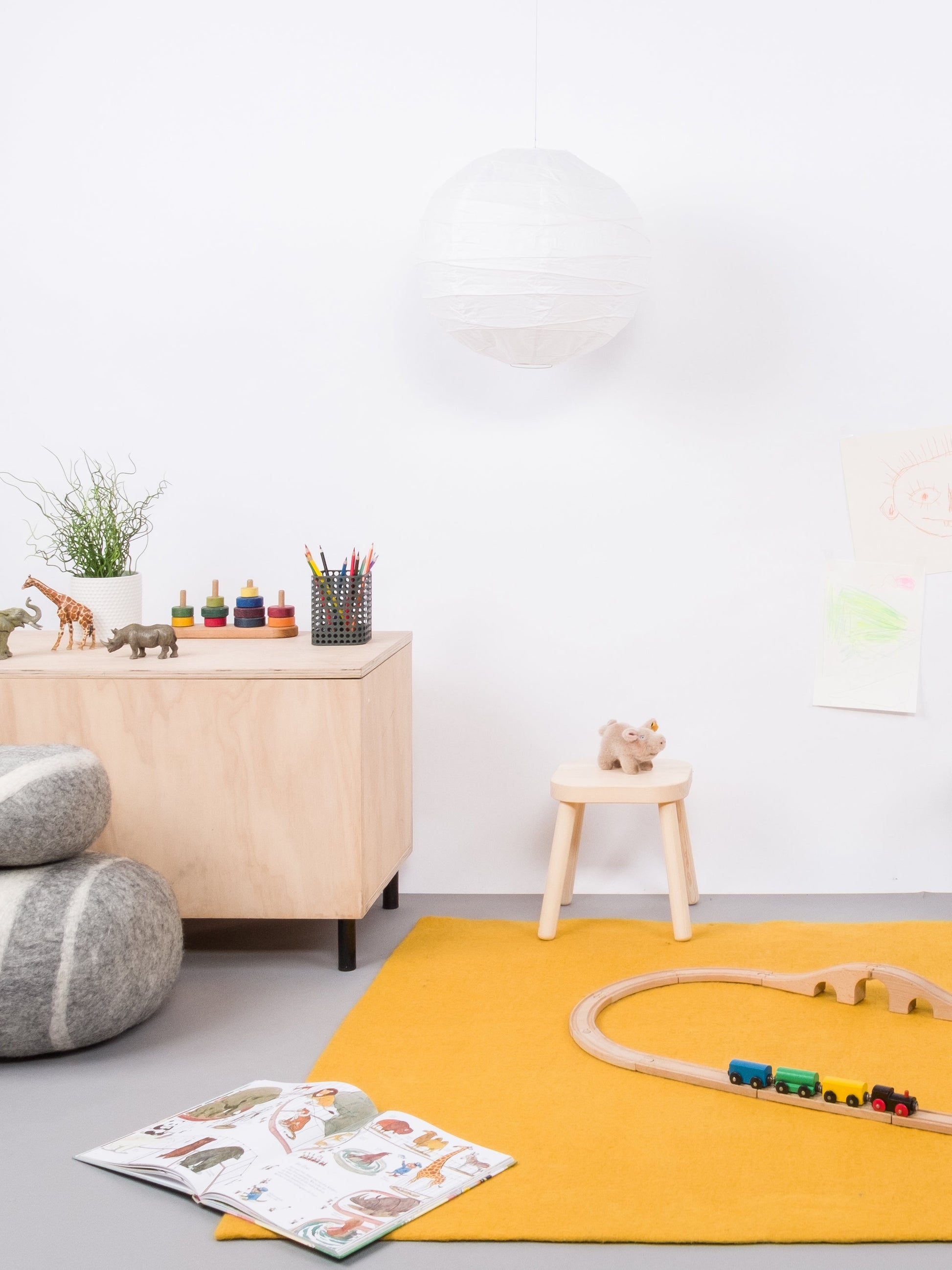 myfelt Klara Filzkugelteppich Gelb aus Schurwolle – Bild 6