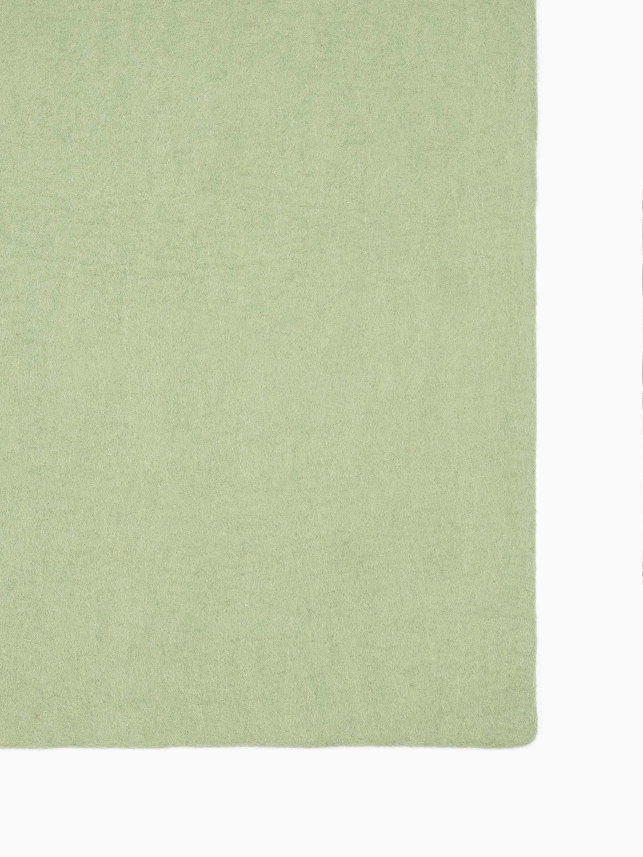 myfelt Lasse Filzkugelteppich Grün, Beige, Weiß aus Schurwolle – Bild 5