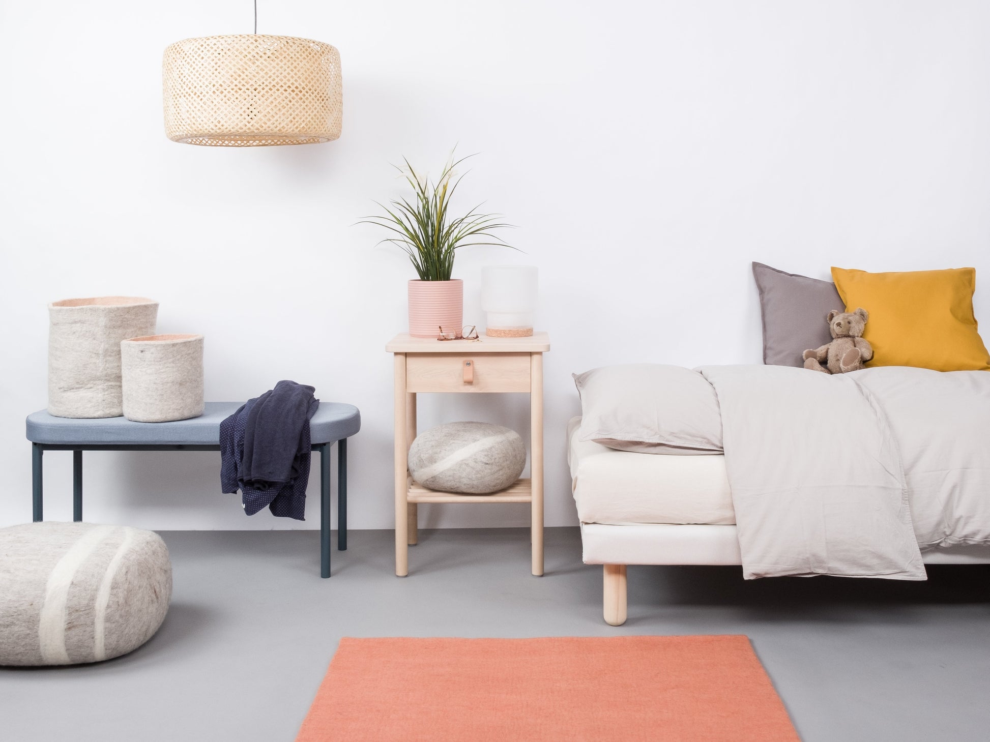 myfelt Lea Filzkugelteppich aus Schurwolle – Bild 4