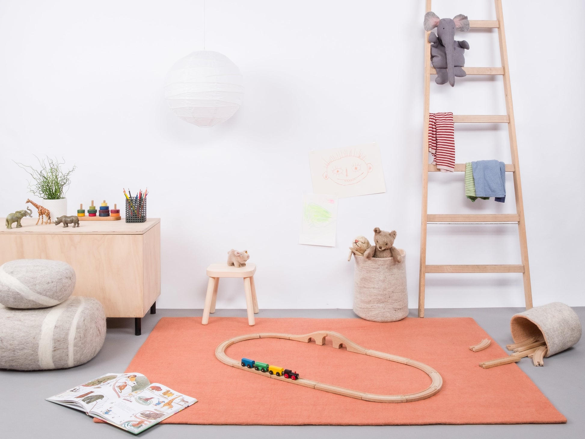 myfelt Lea Filzkugelteppich aus Schurwolle – Bild 5