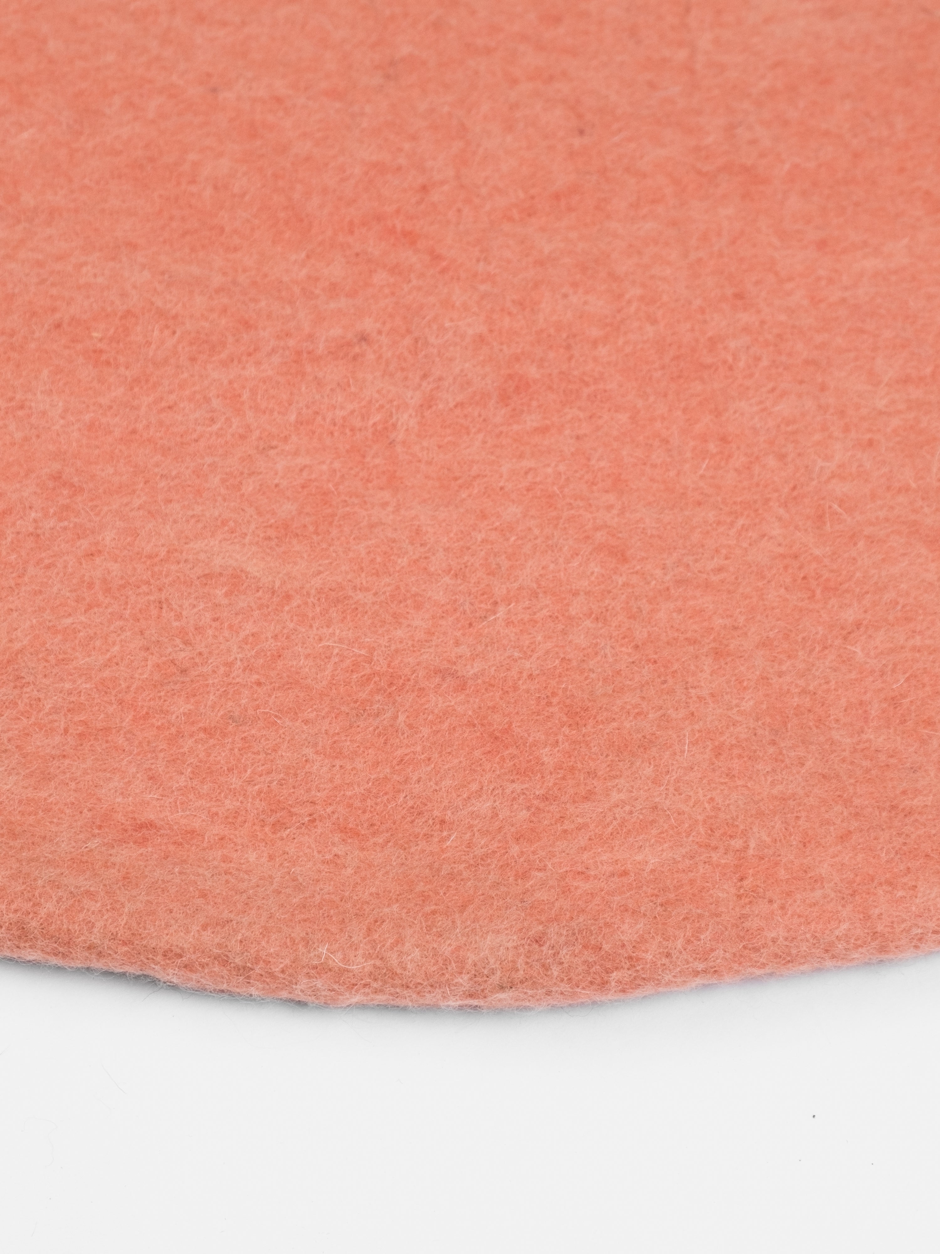 myfelt Lea Filzkugelteppich aus Schurwolle – Bild 8
