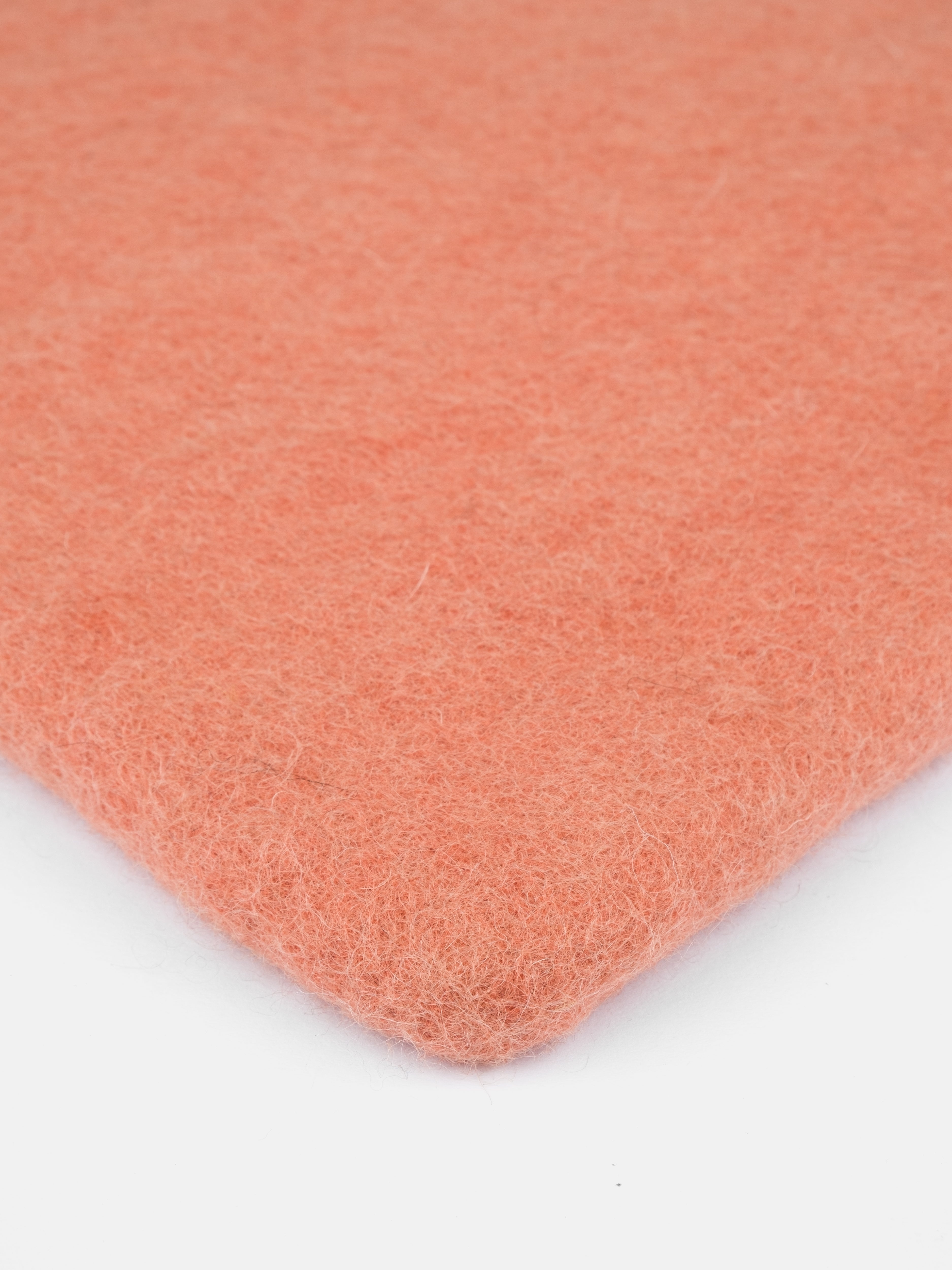 myfelt Lea Sitzkissen aus Schurwolle – Bild 3