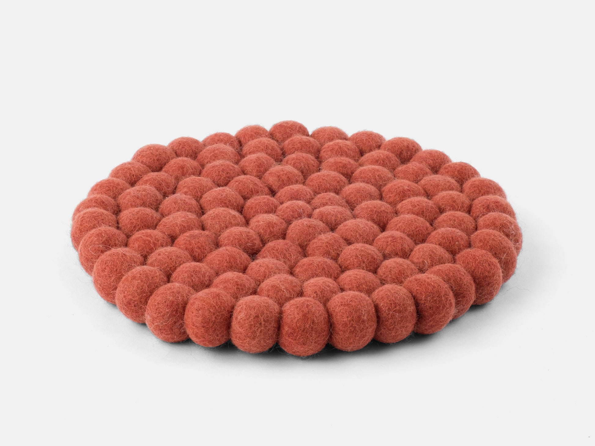 myfelt Lora Untersetzer Rot aus Schurwolle – Bild 4
