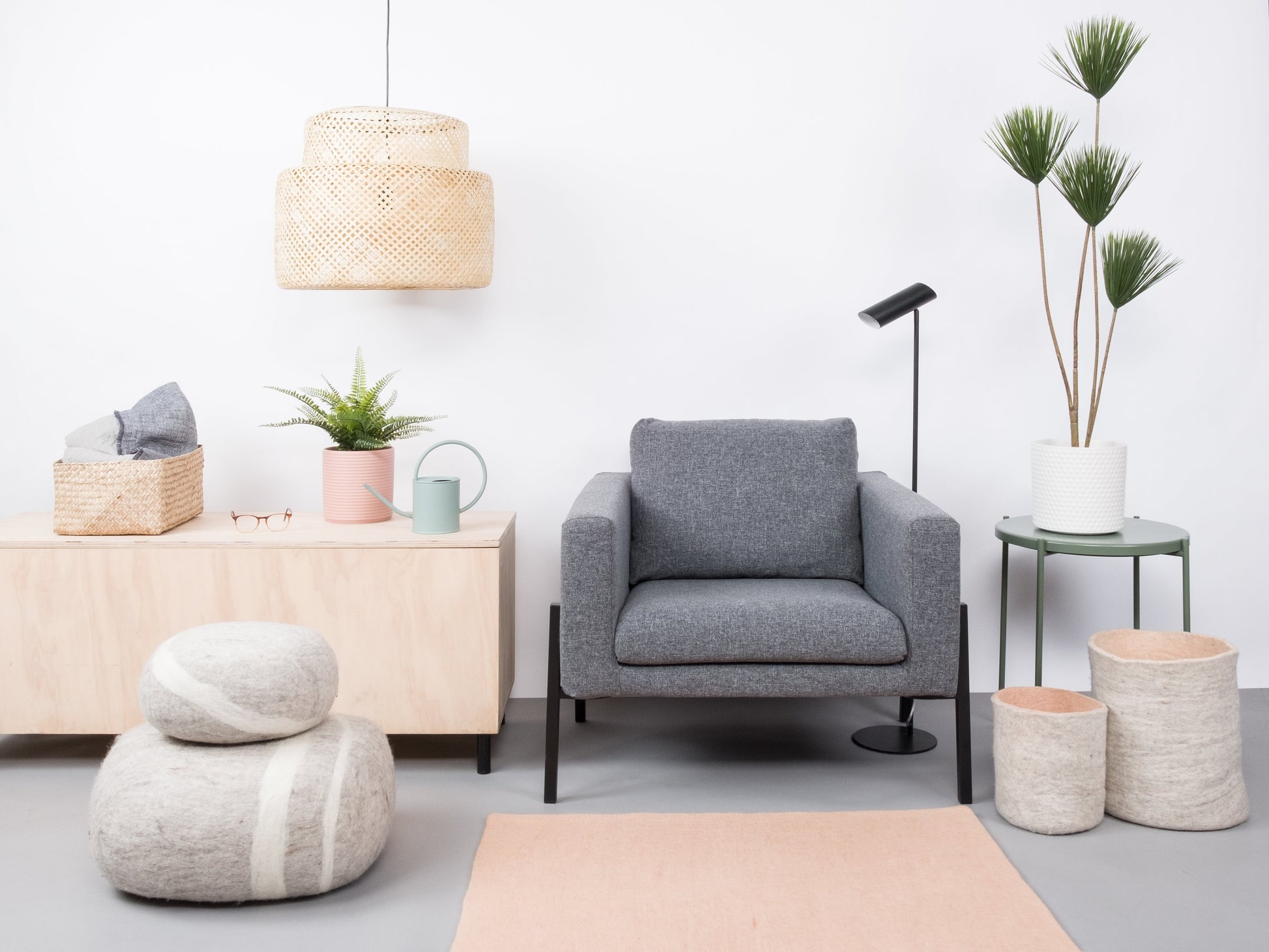 myfelt Merle Filzkugelteppich Rosa aus Schurwolle – Bild 3