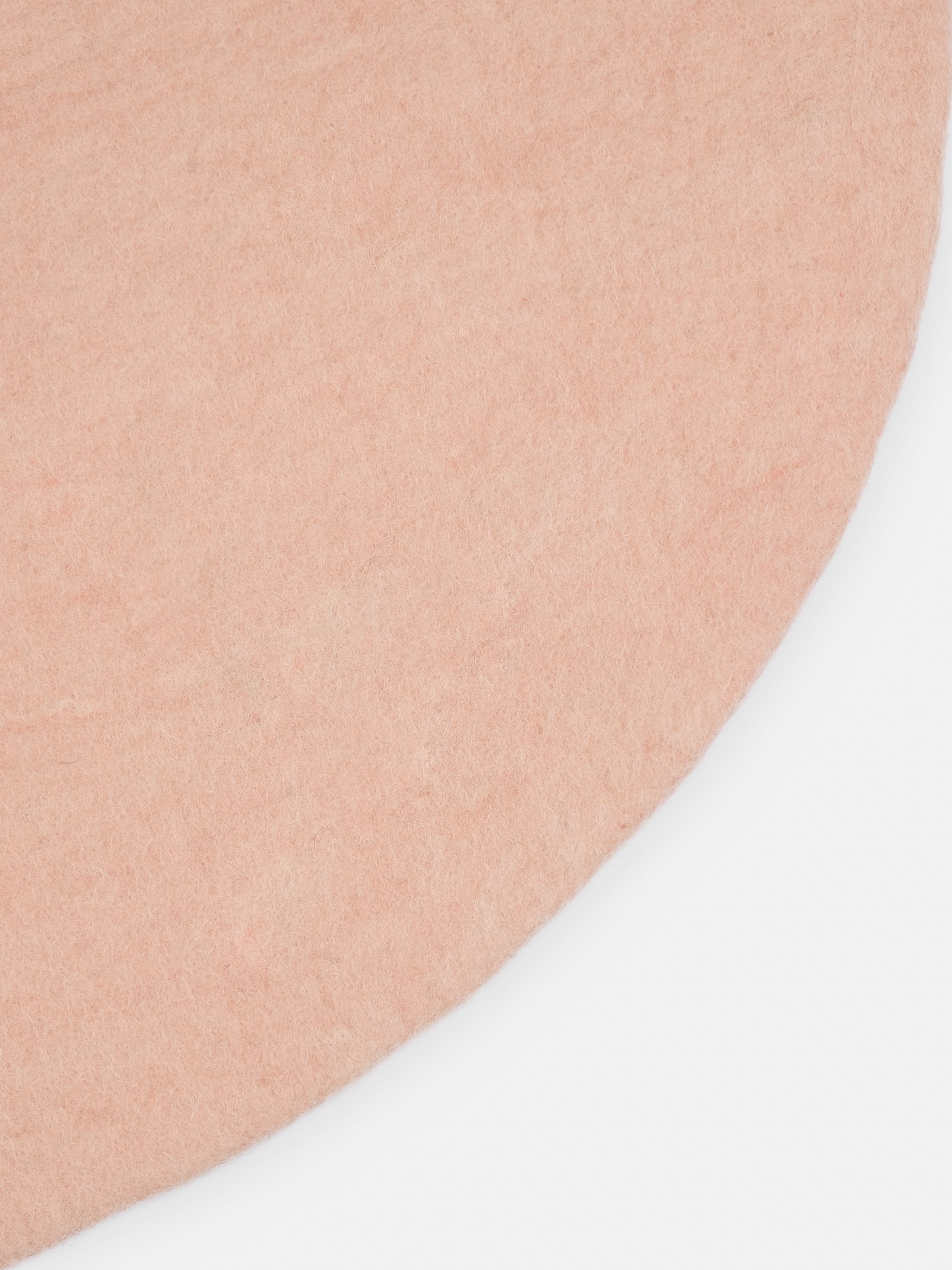 myfelt Merle Filzkugelteppich Rosa aus Schurwolle – Bild 7