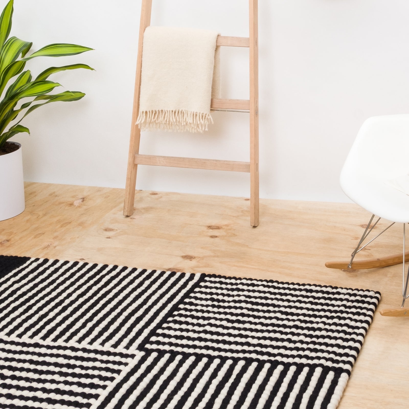 myfelt Lino Rugs aus Schurwolle – Bild 7