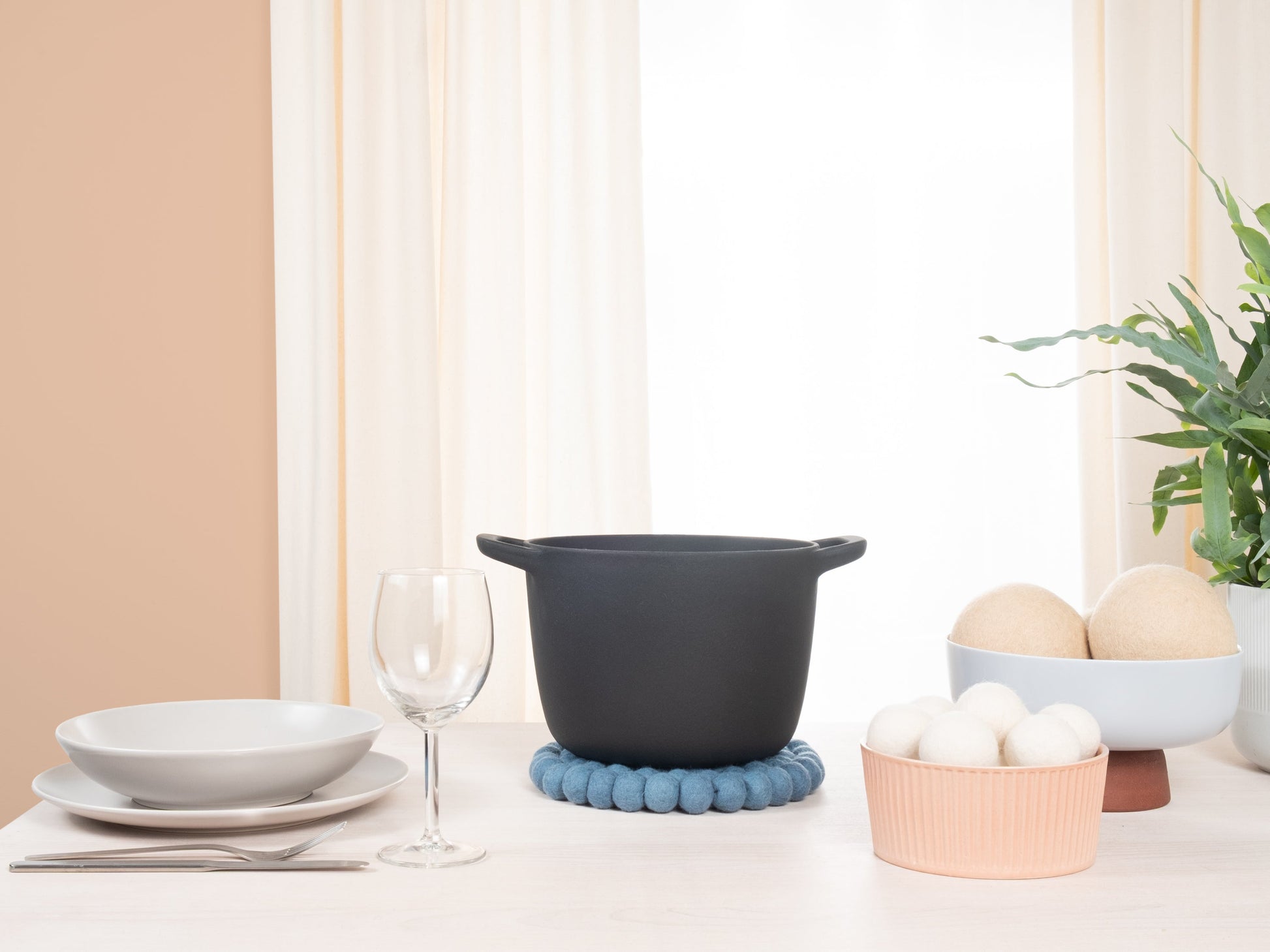 myfelt Nilo Untersetzer Blau aus Schurwolle – Bild 4