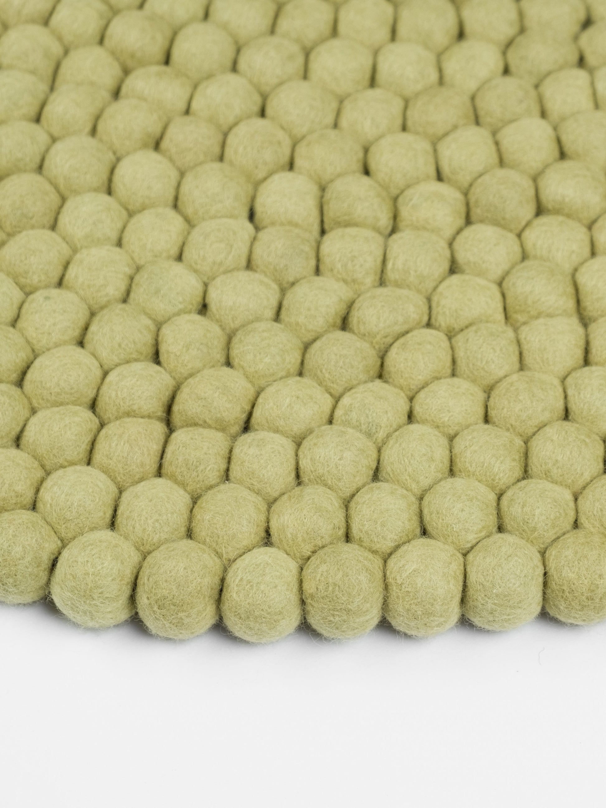 myfelt Pitt Rugs Grün aus Schurwolle – Bild 6