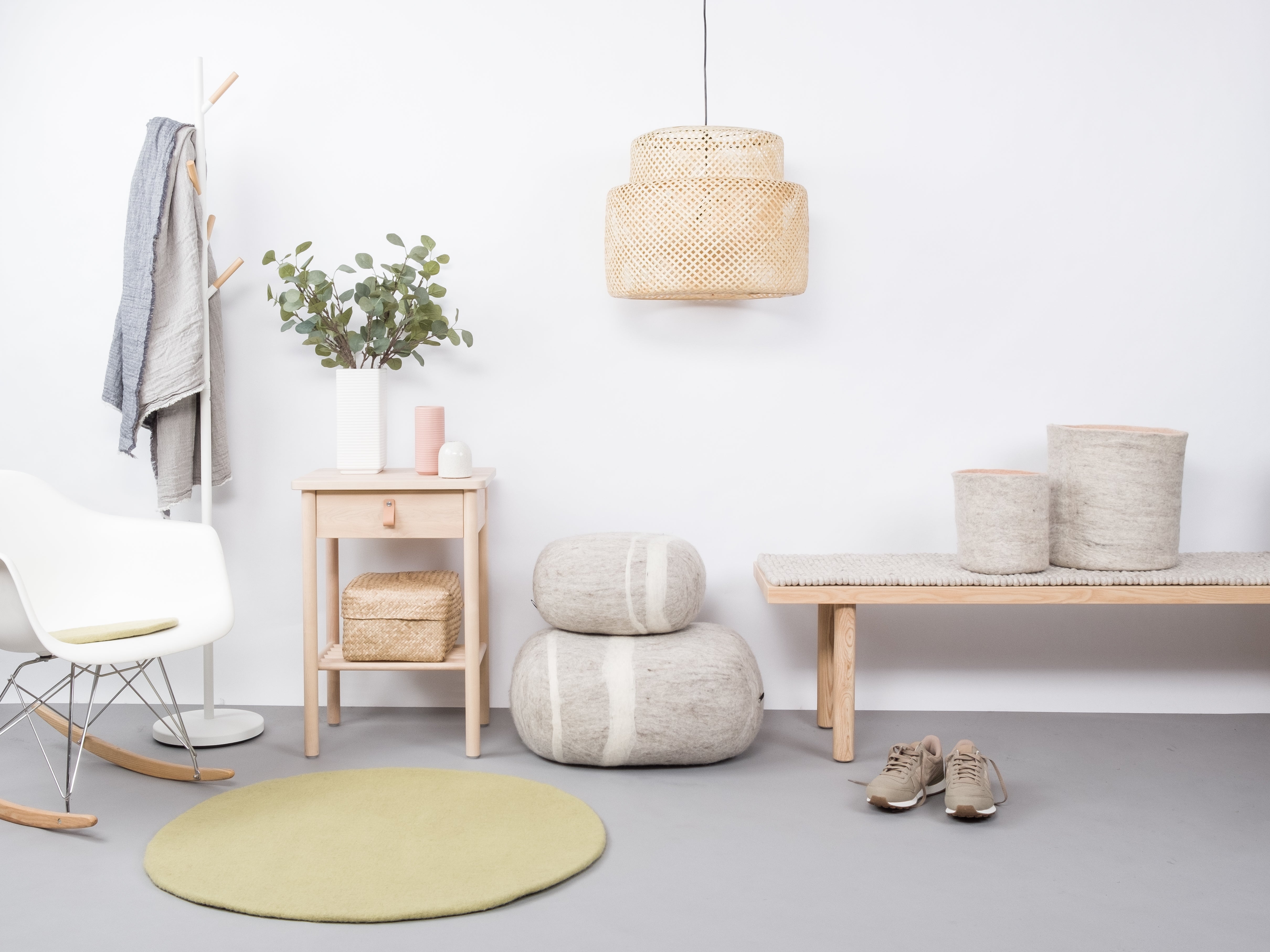 myfelt Pitt Filzkugelteppich Grün aus Schurwolle – Bild 2