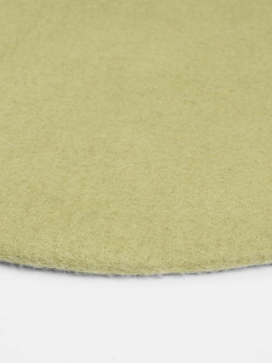 myfelt Pitt Filzkugelteppich Grün aus Schurwolle – Bild 8